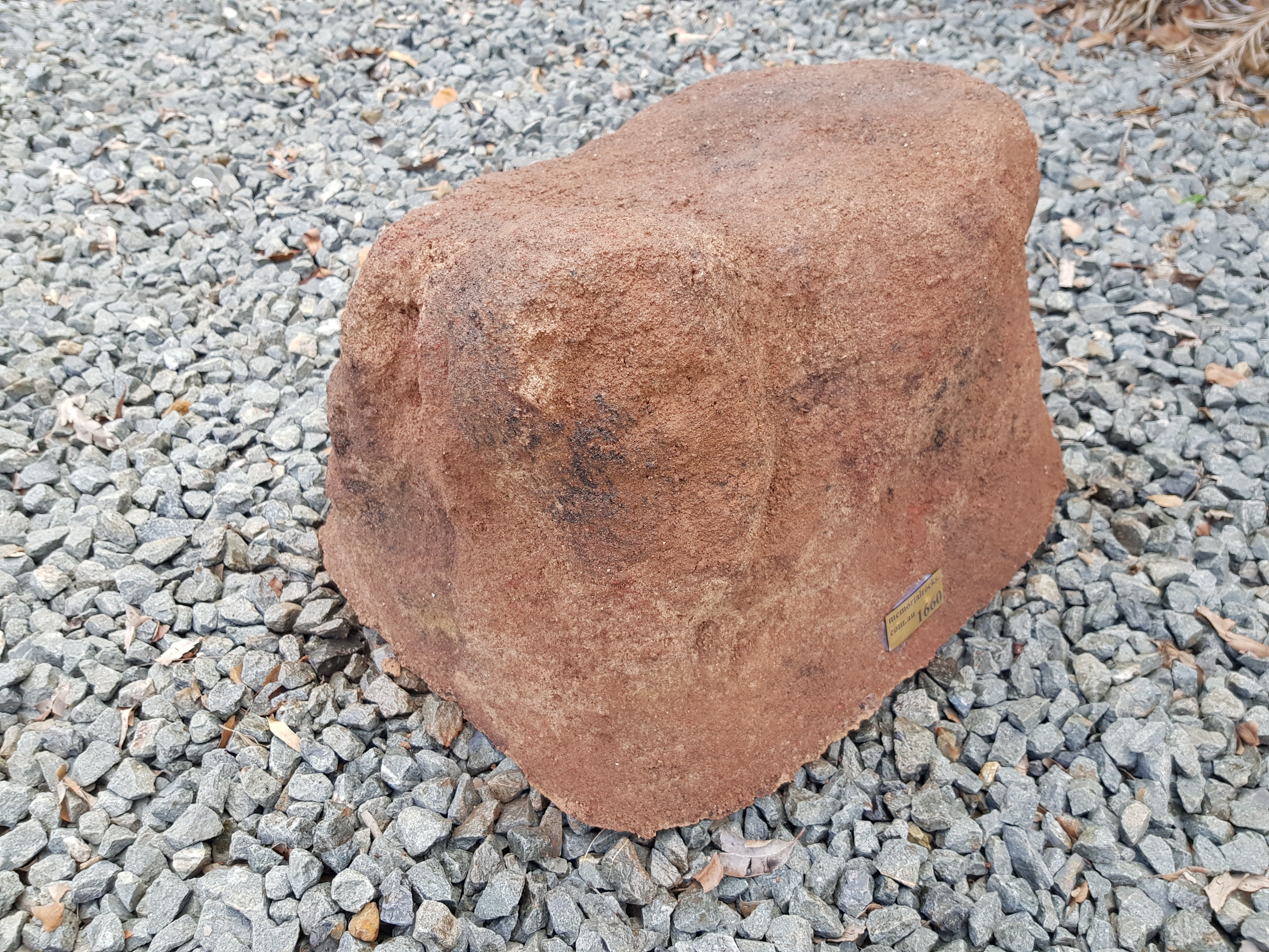 Memorial Rock Urn 1660 Large Brown