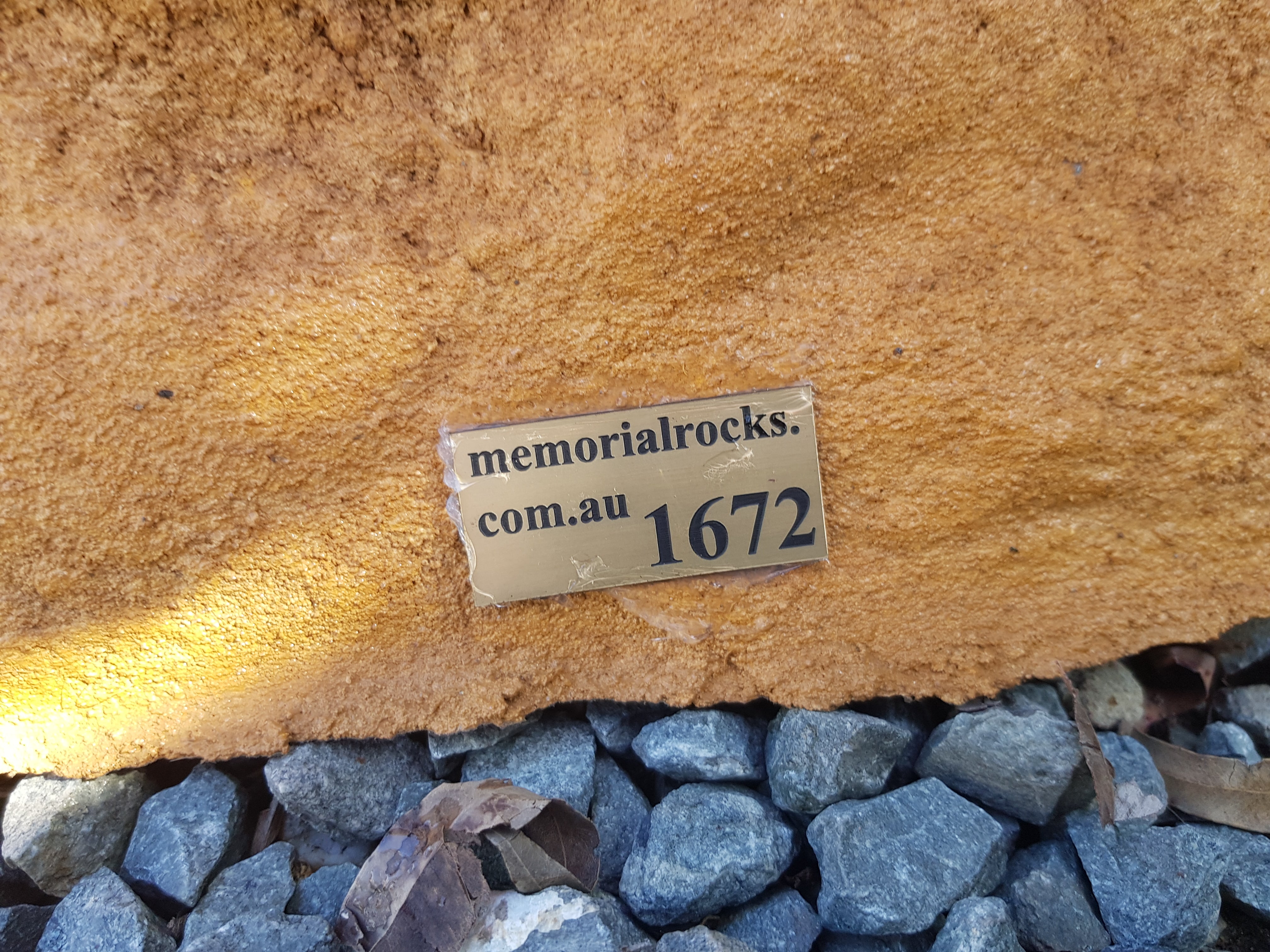 Memorial Rock Urn 1672 Large Sandstone