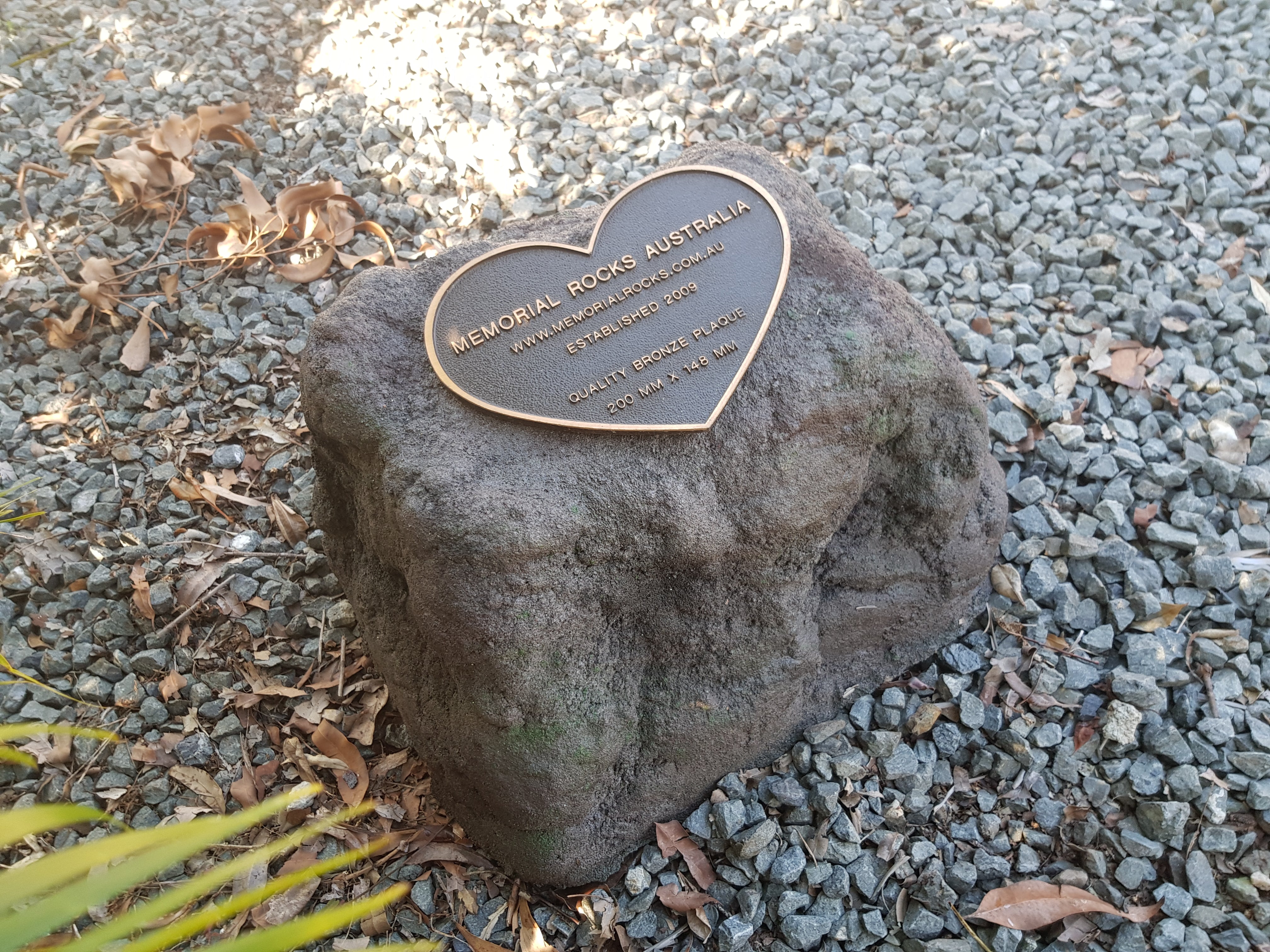 Memorial Rock Urn 1688 Large Black