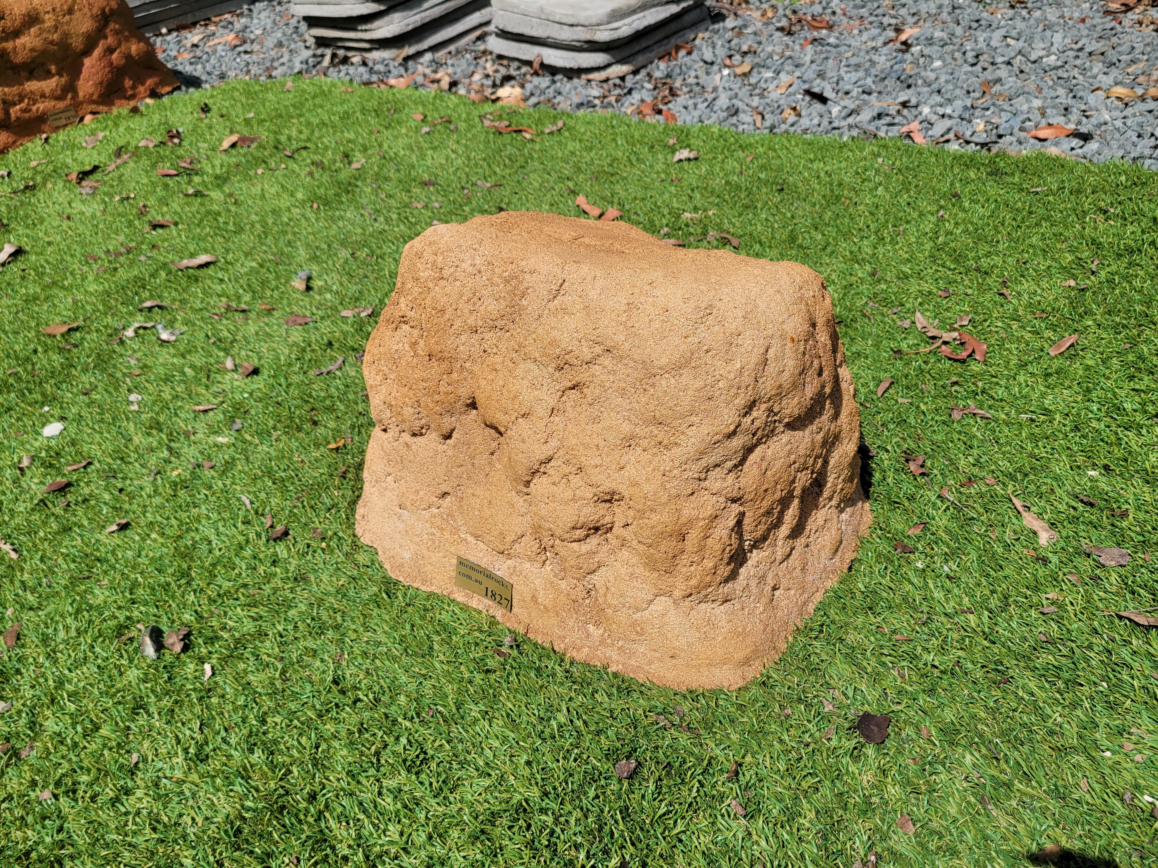Memorial Rock Urn 1827  Medium Sandstone