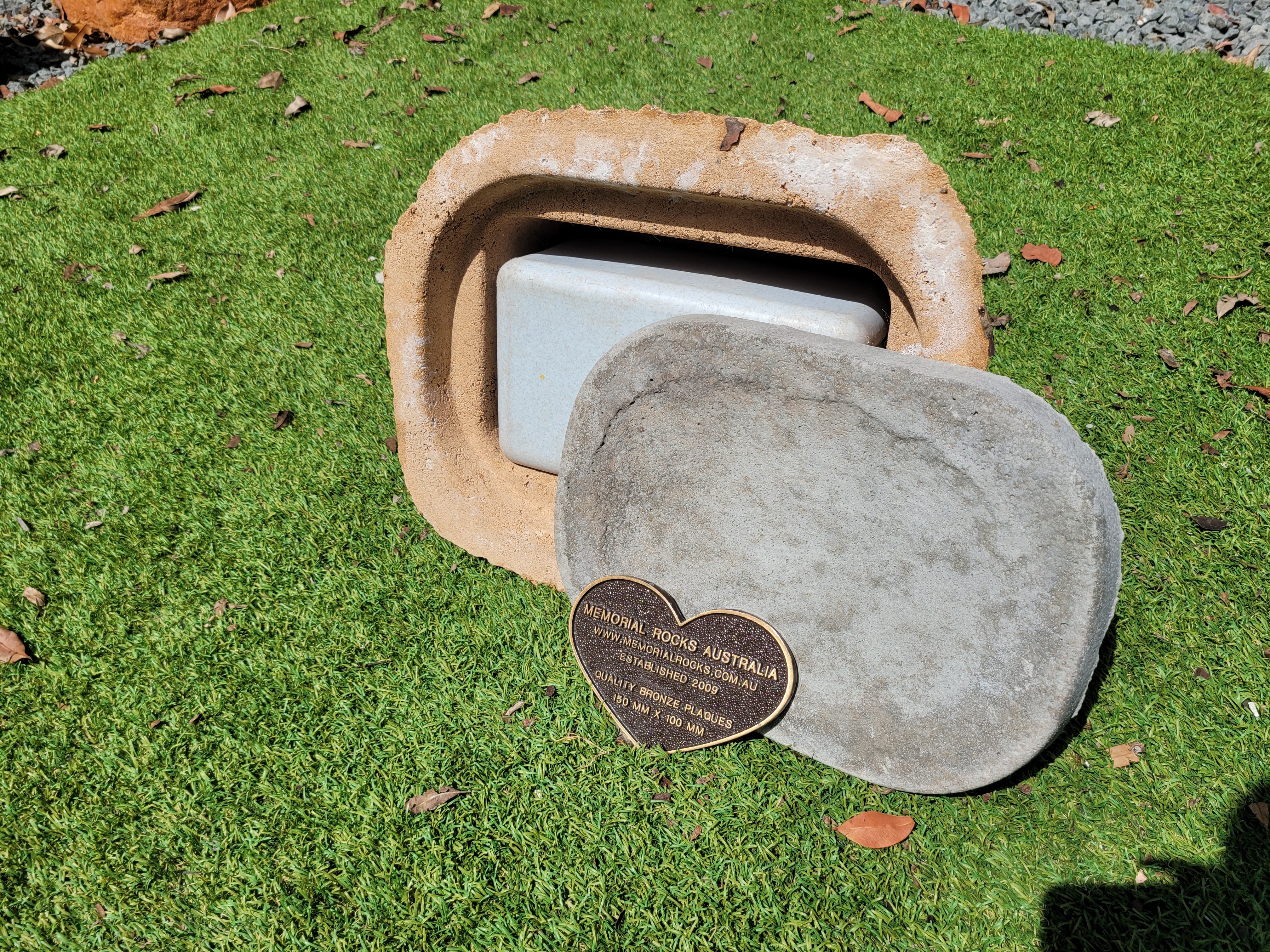 Memorial Rock Urn 1827  Medium Sandstone