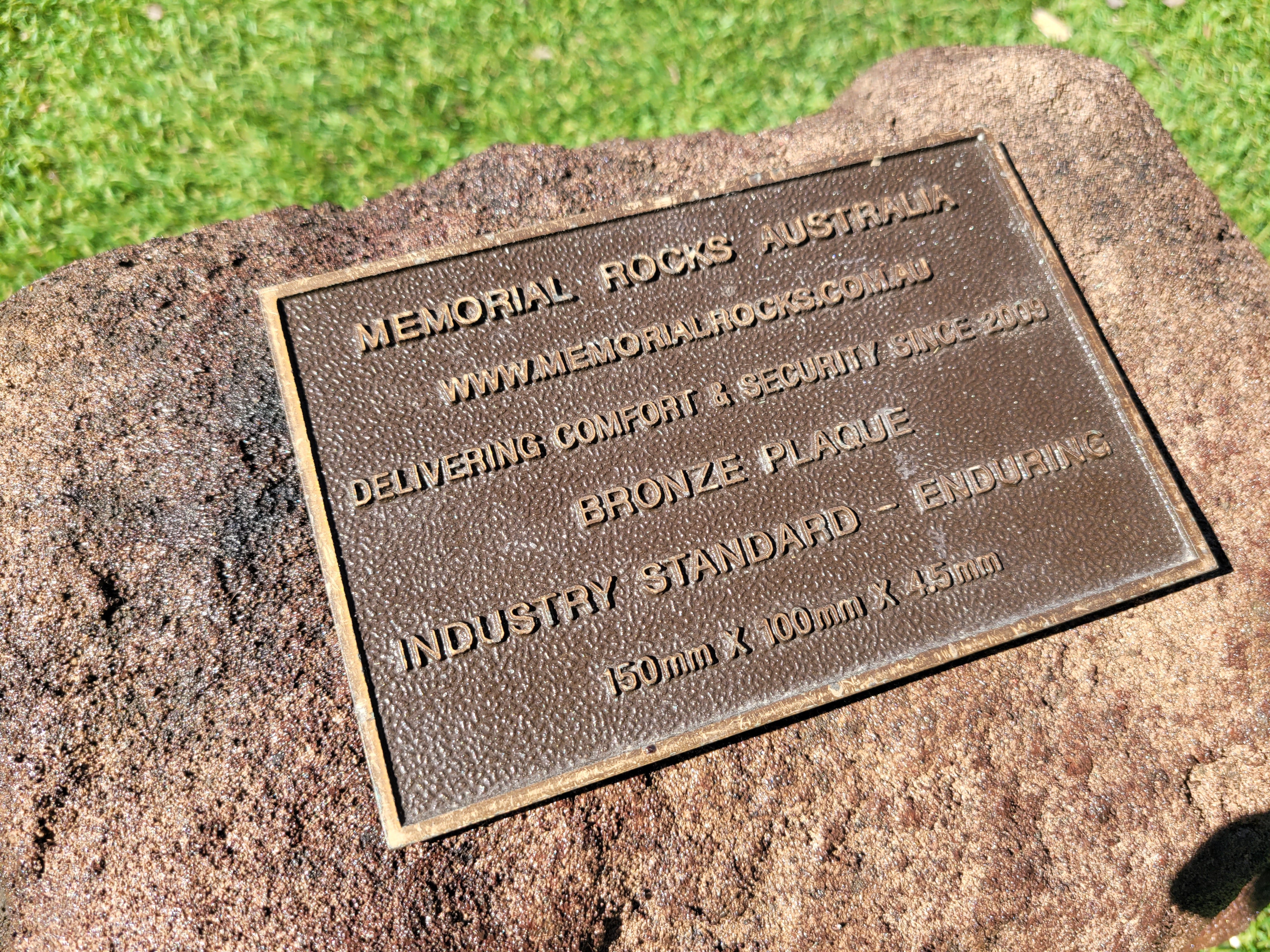 Memorial Rock Urn 1858  Medium Brown