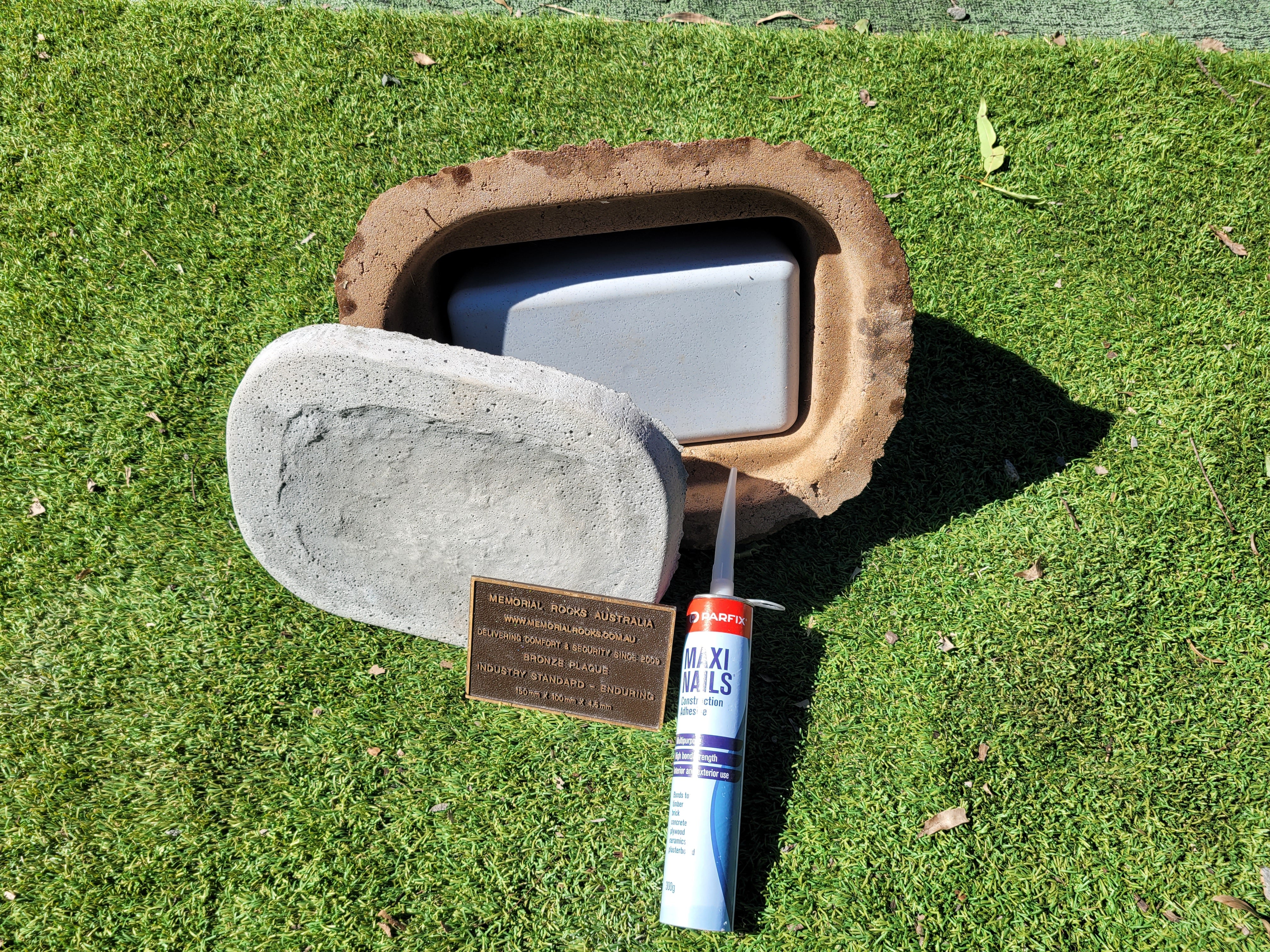 Memorial Rock Urn 1858  Medium Brown