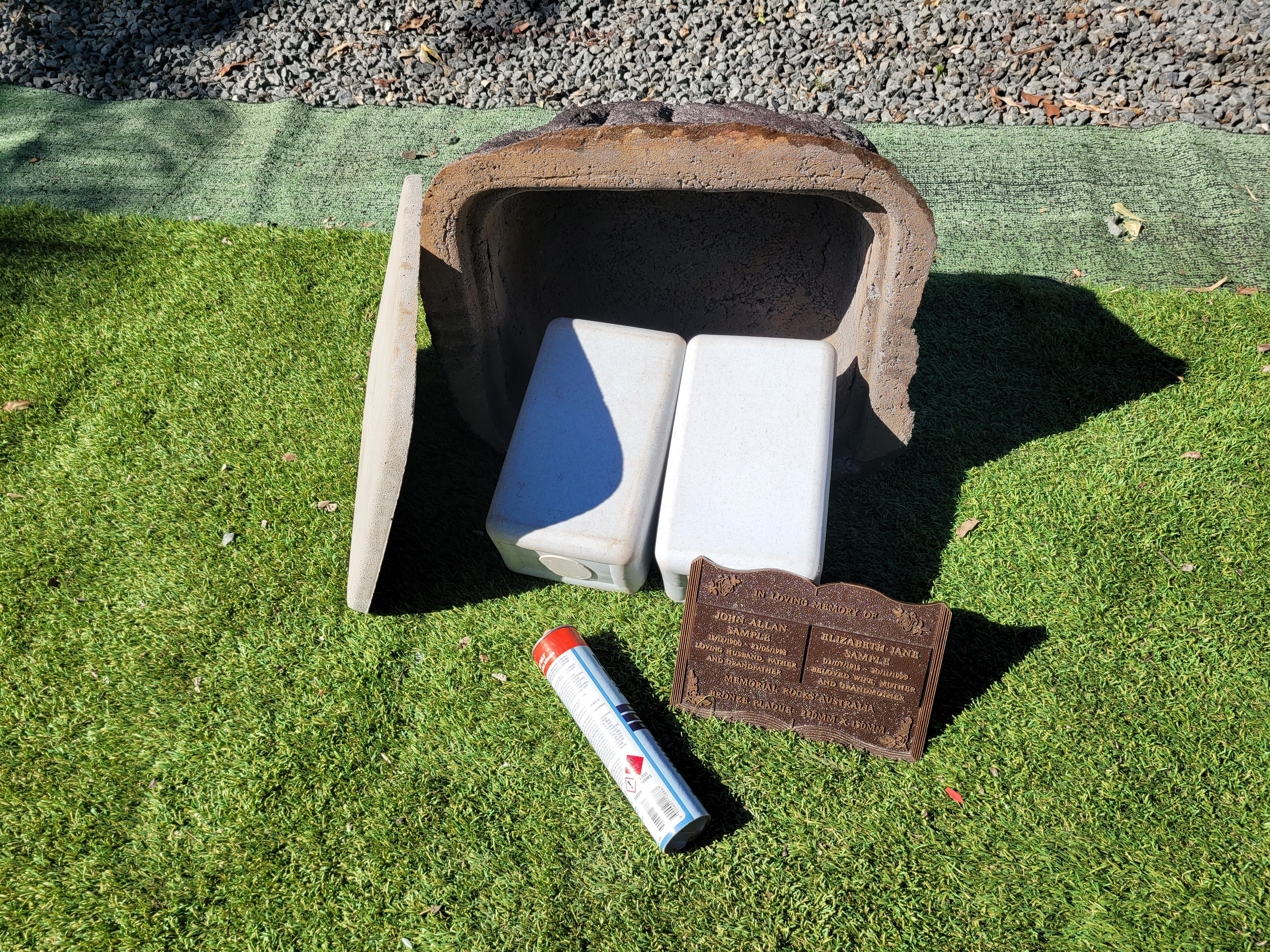 Memorial Rock Urn 1874 Large Double Charcoal/ Black