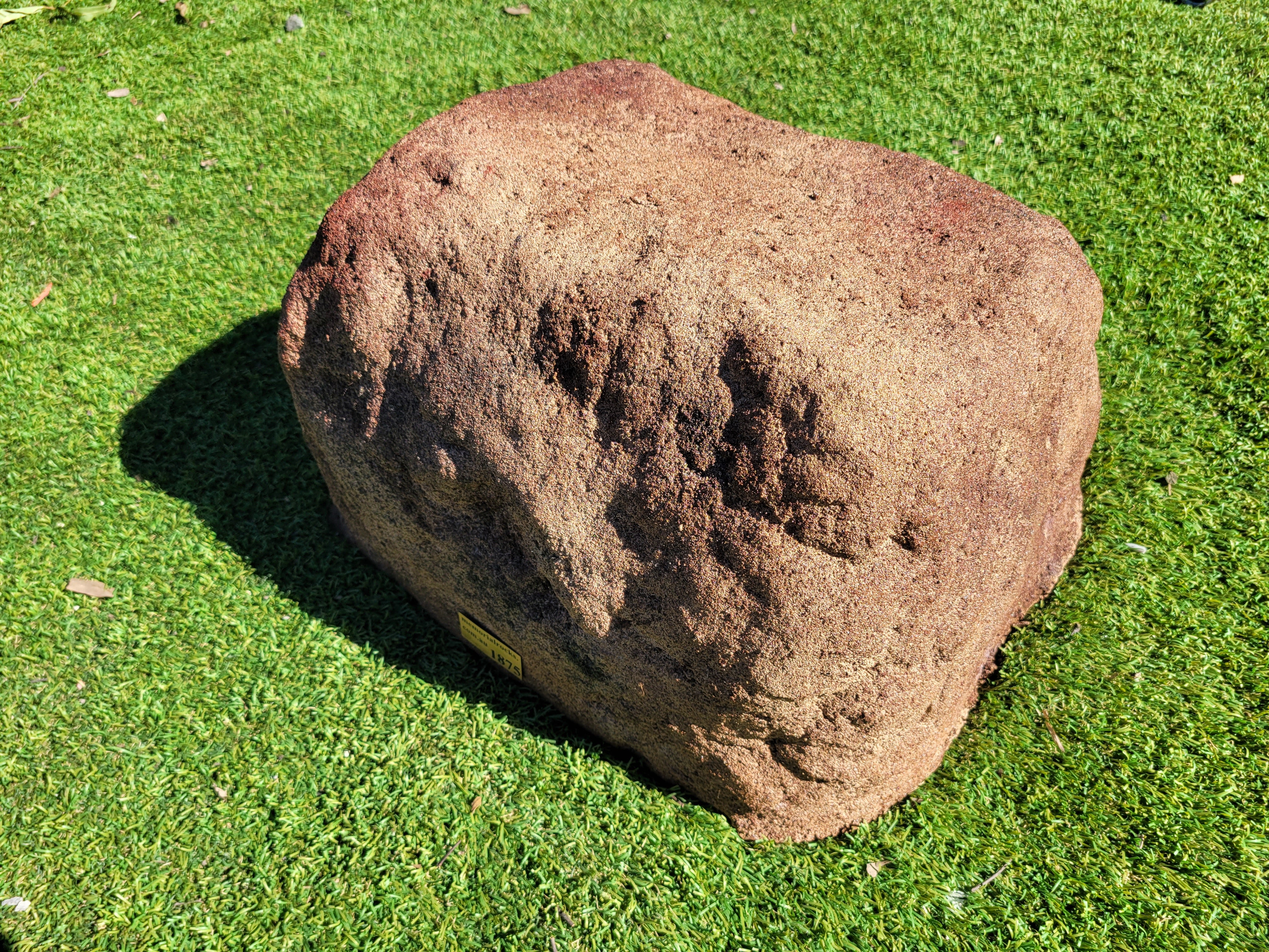 Memorial Rock Urn 1875 Large Double Brown