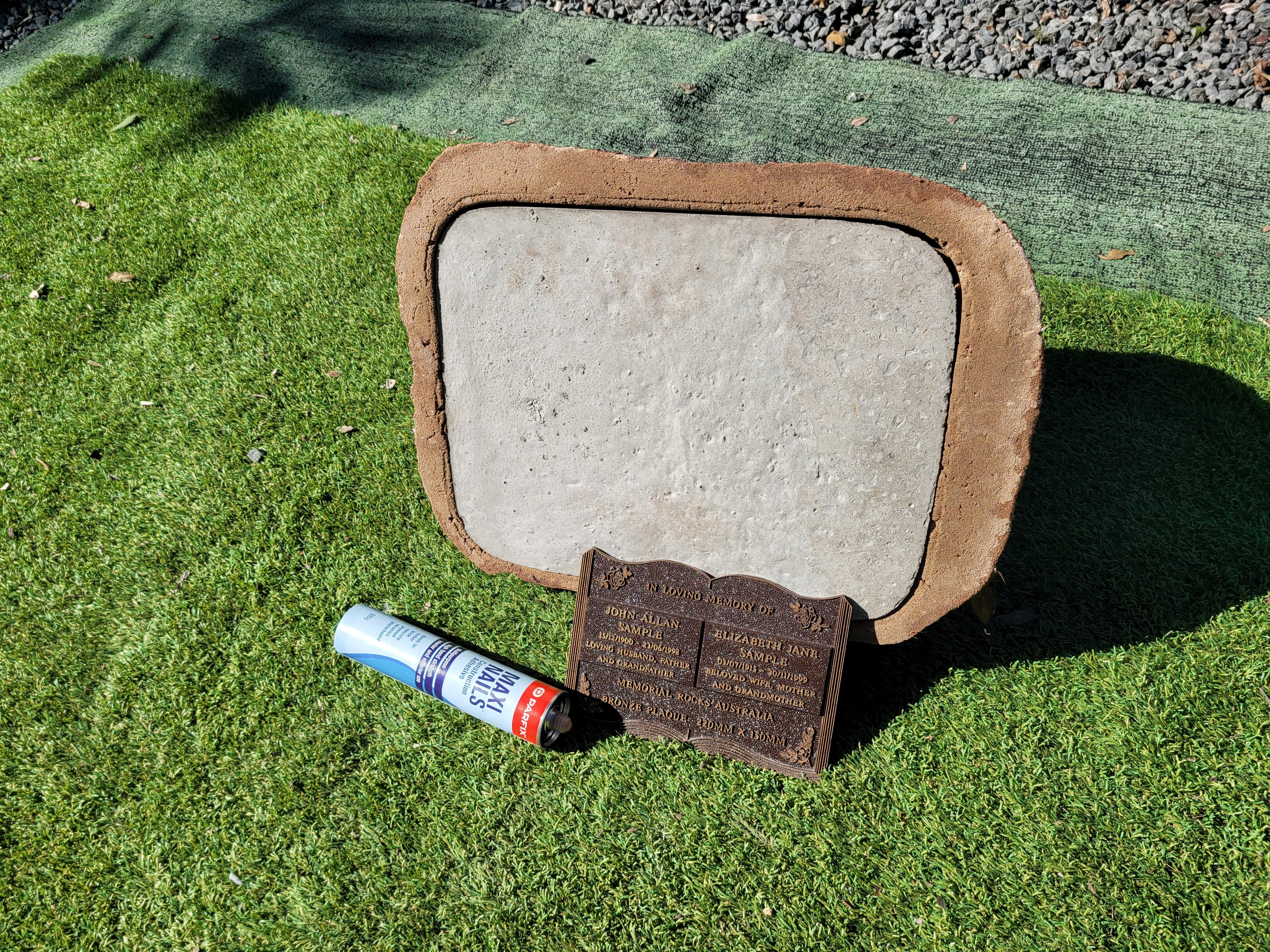 Memorial Rock Urn 1875 Large Double Brown