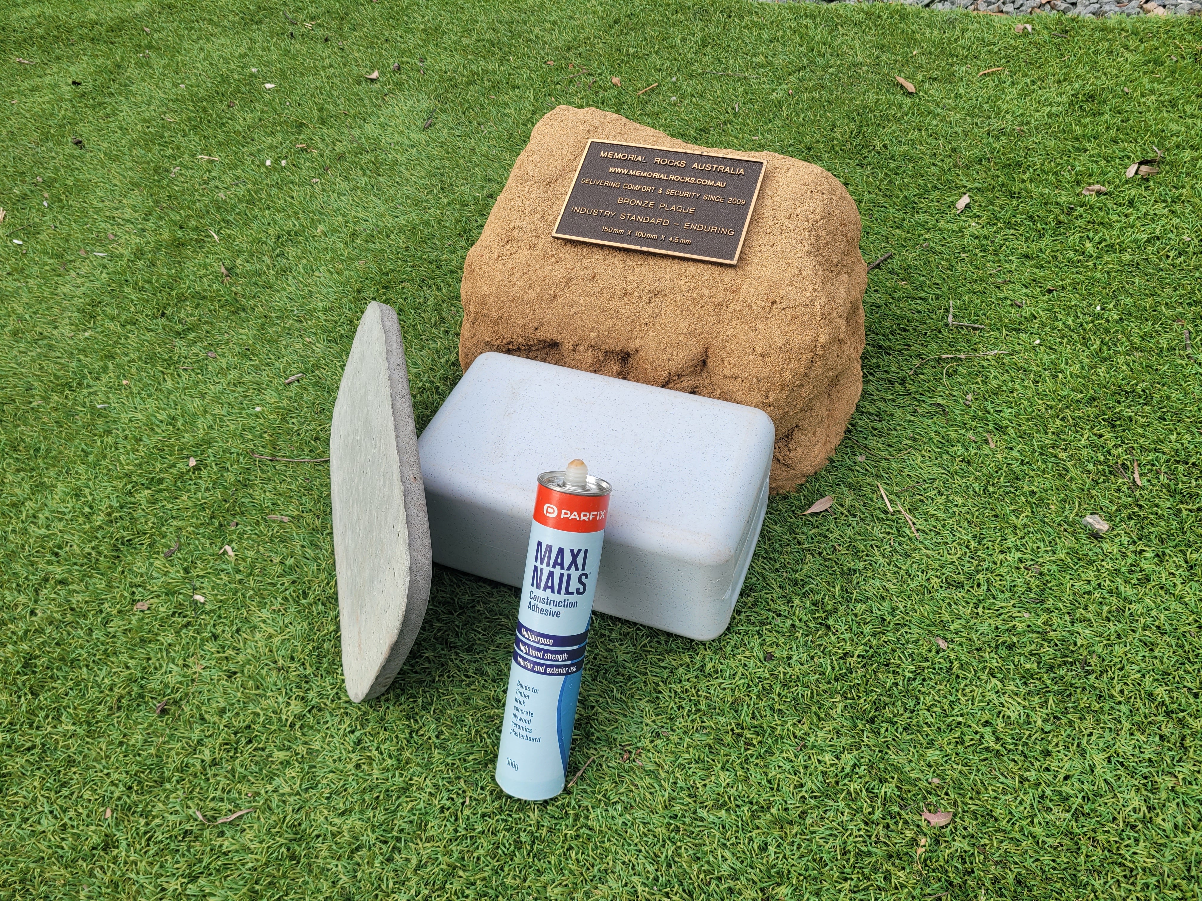 Memorial Rock Urn 1887 Regular Sandstone