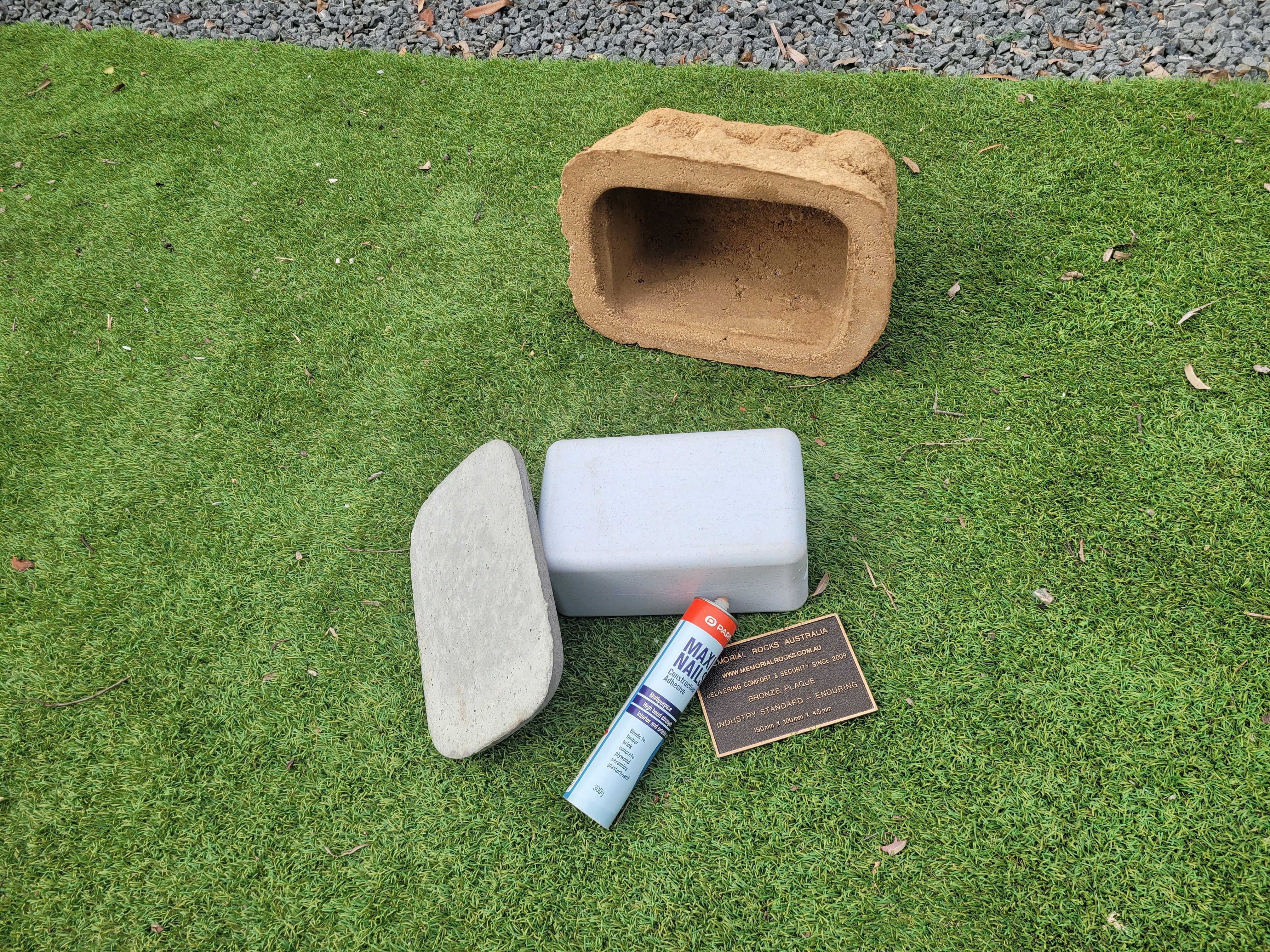 Memorial Rock Urn 1887 Regular Sandstone