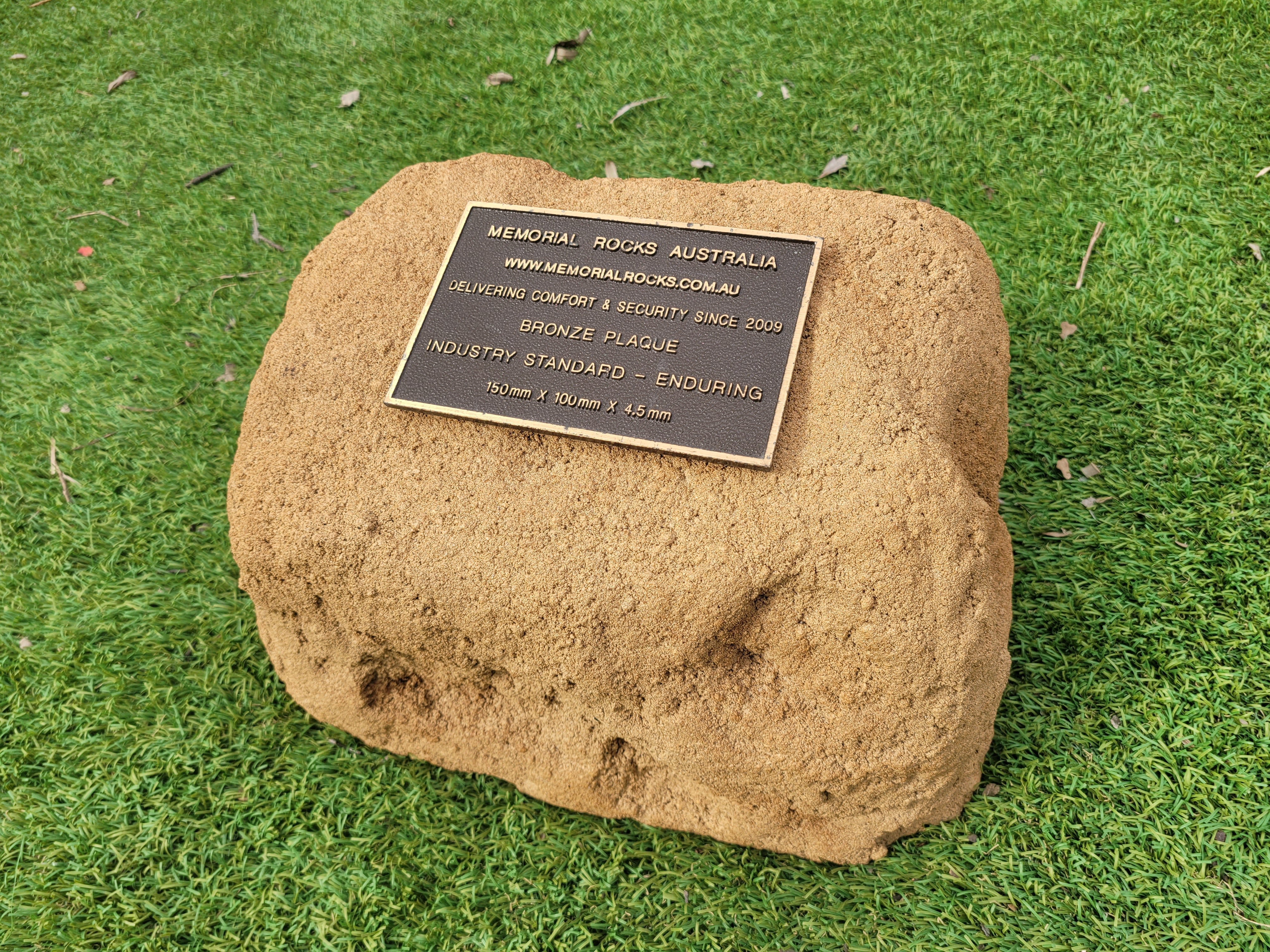 Memorial Rock Urn 1888 Regular Sandstone