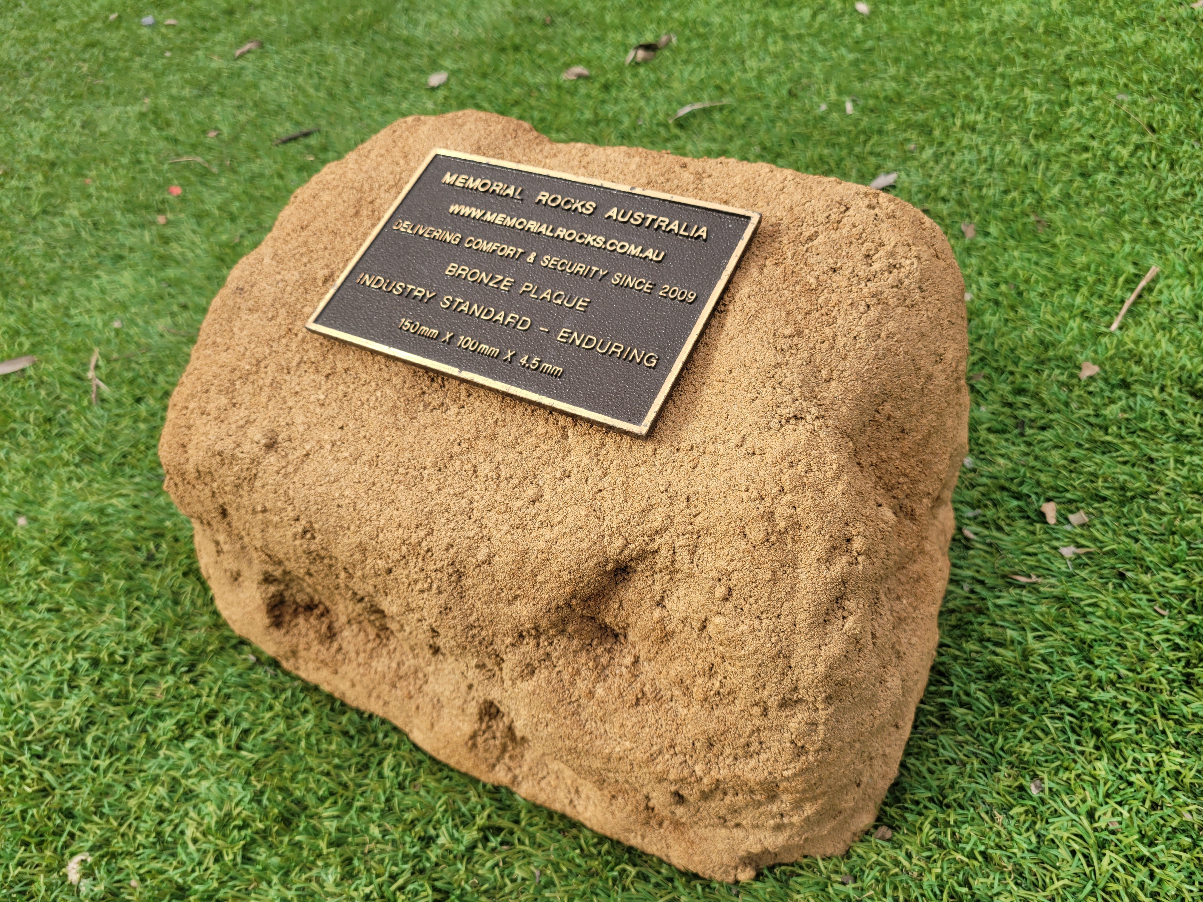 Memorial Rock Urn 1888 Regular Sandstone