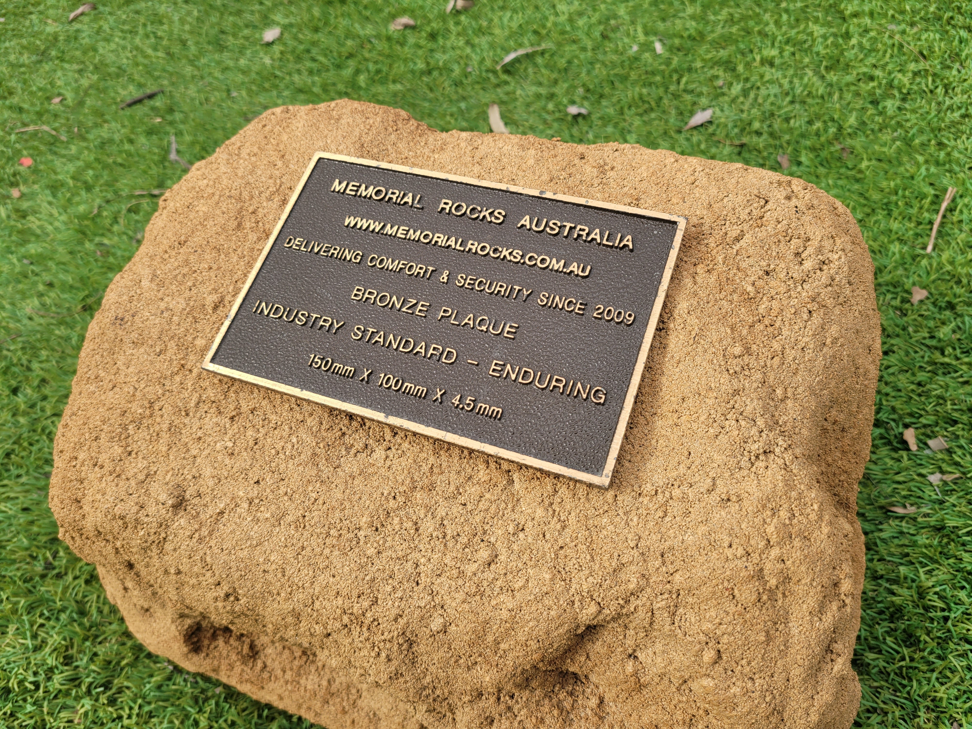 Memorial Rock Urn 1888 Regular Sandstone
