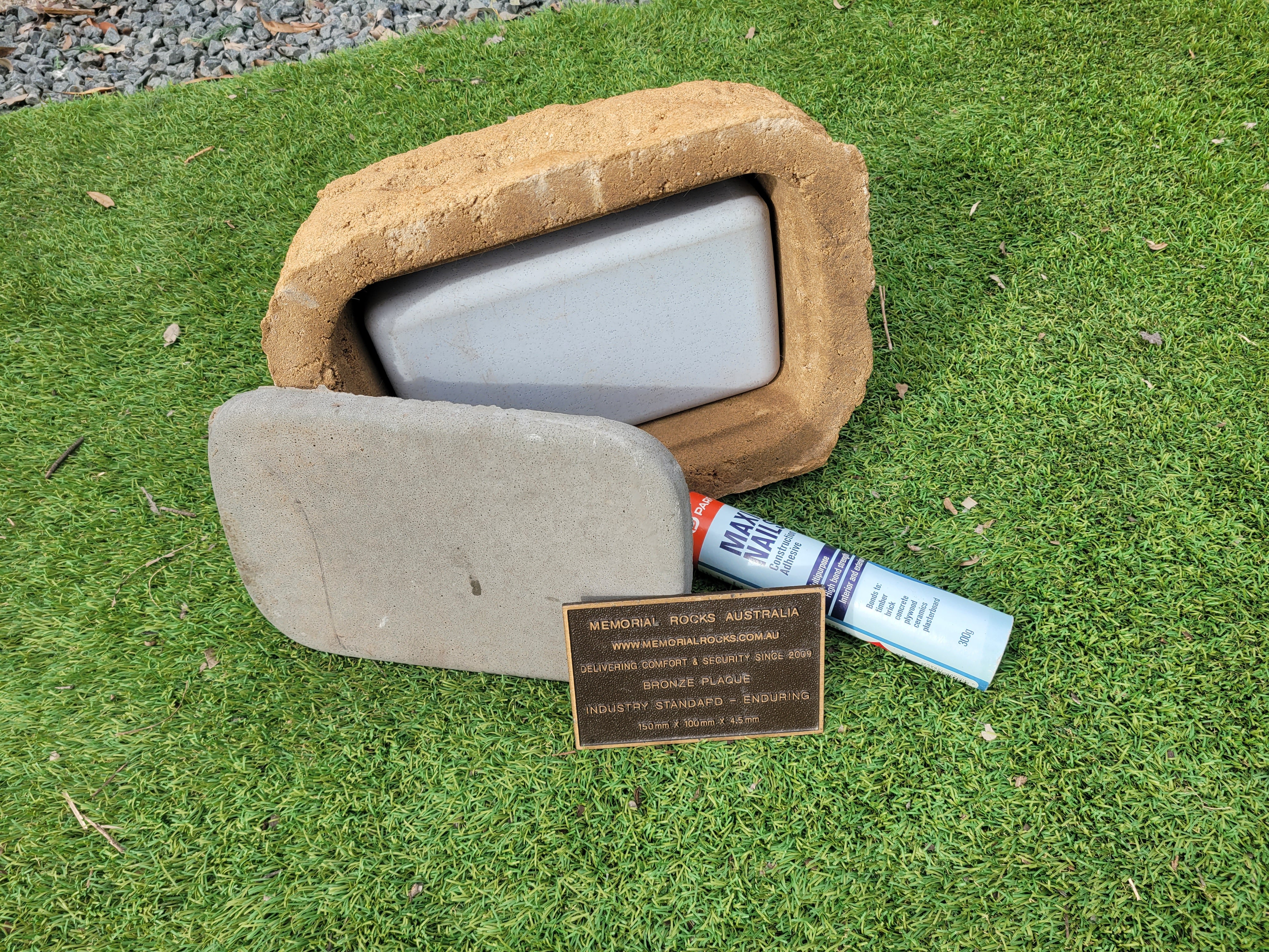 Memorial Rock Urn 1888 Regular Sandstone