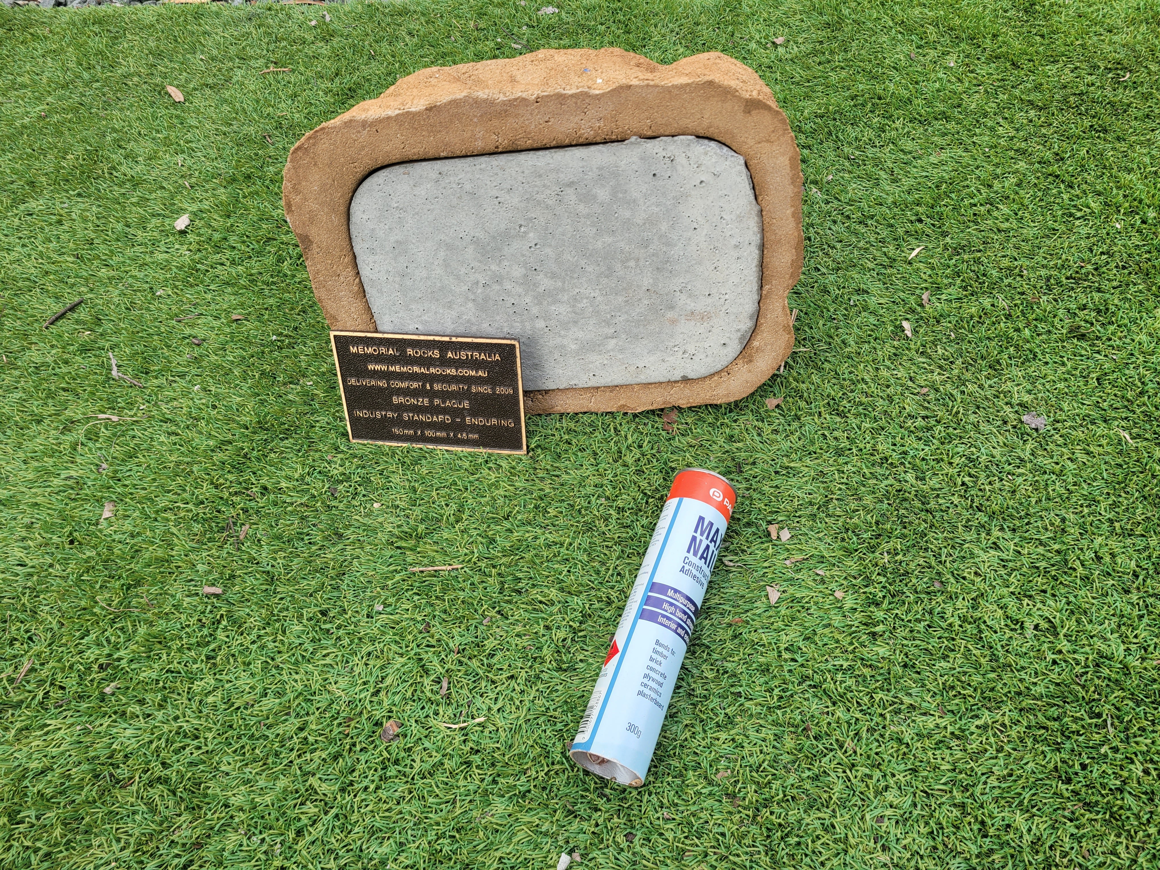 Memorial Rock Urn 1889 Regular Sandstone