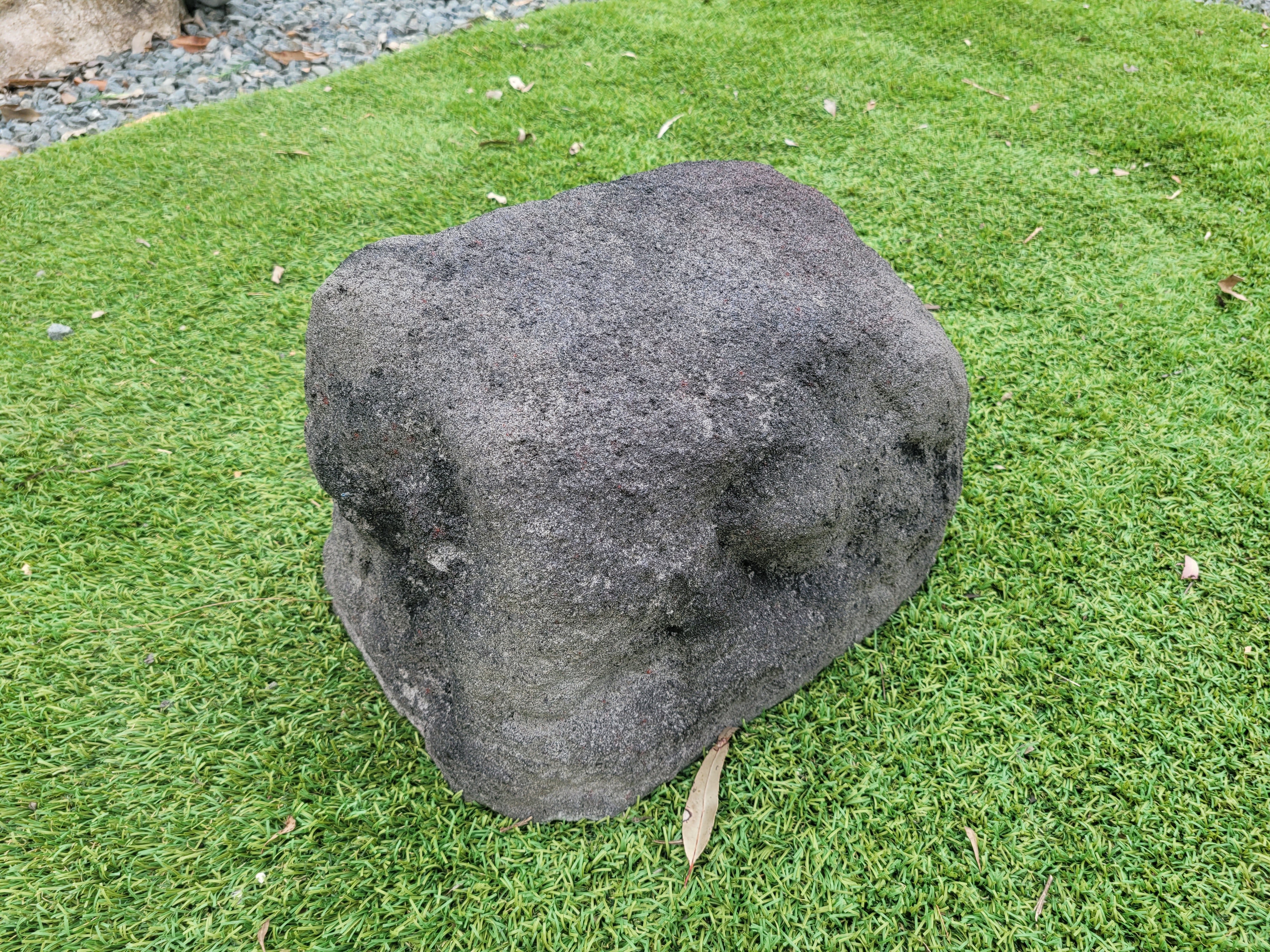 Memorial Rock Urn 1890 Regular Black