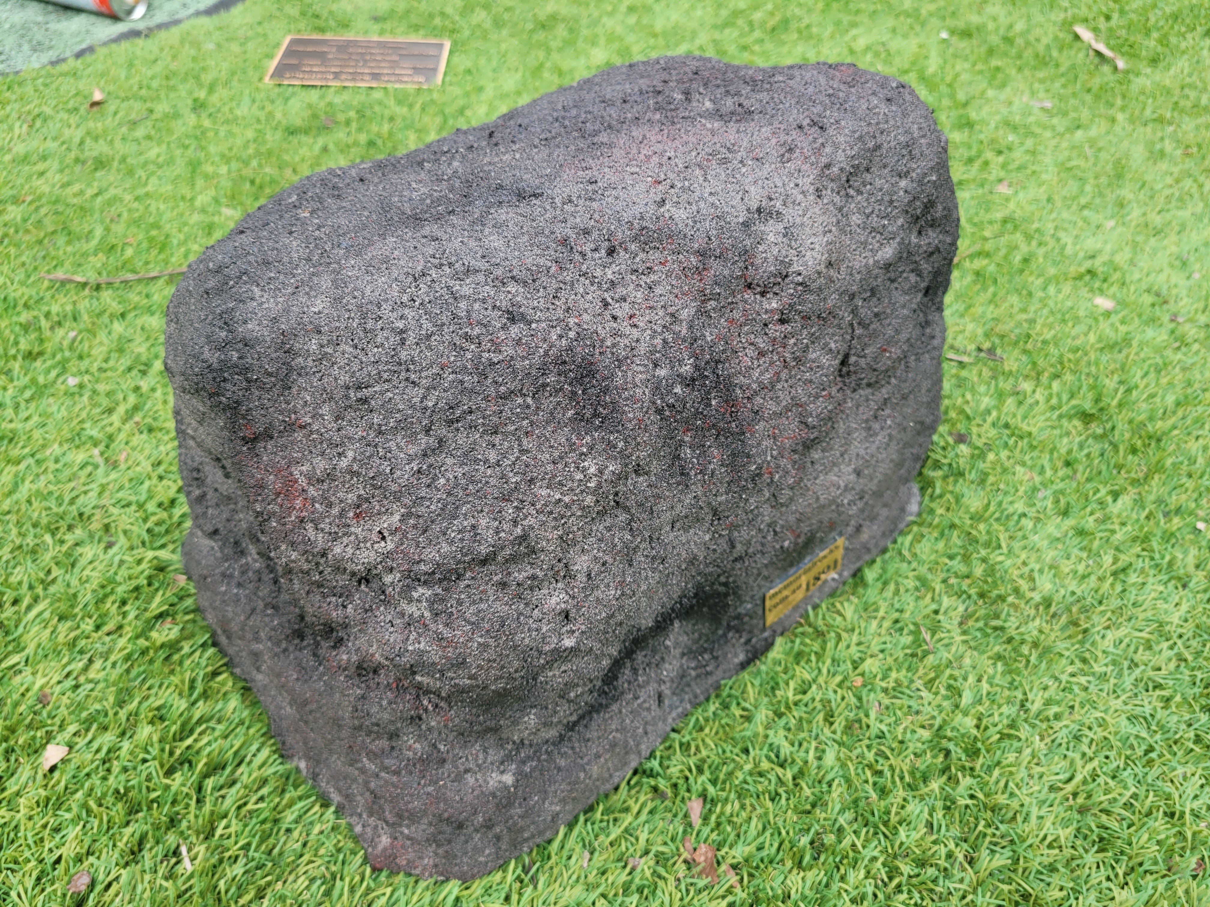 Memorial Rock Urn 1891 Regular Black