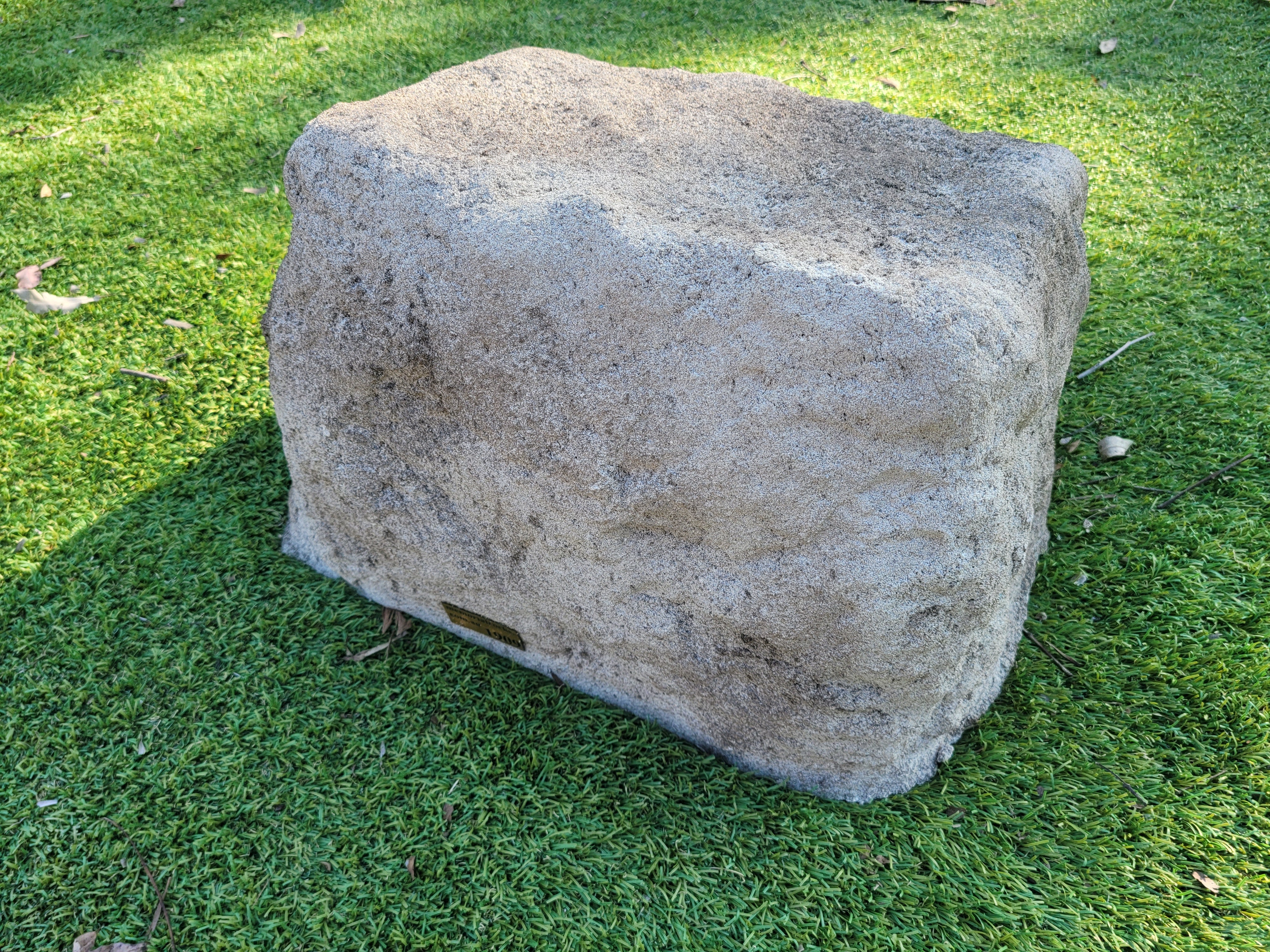 Memorial Rock Urn 1909 Large Double Natural Riversand