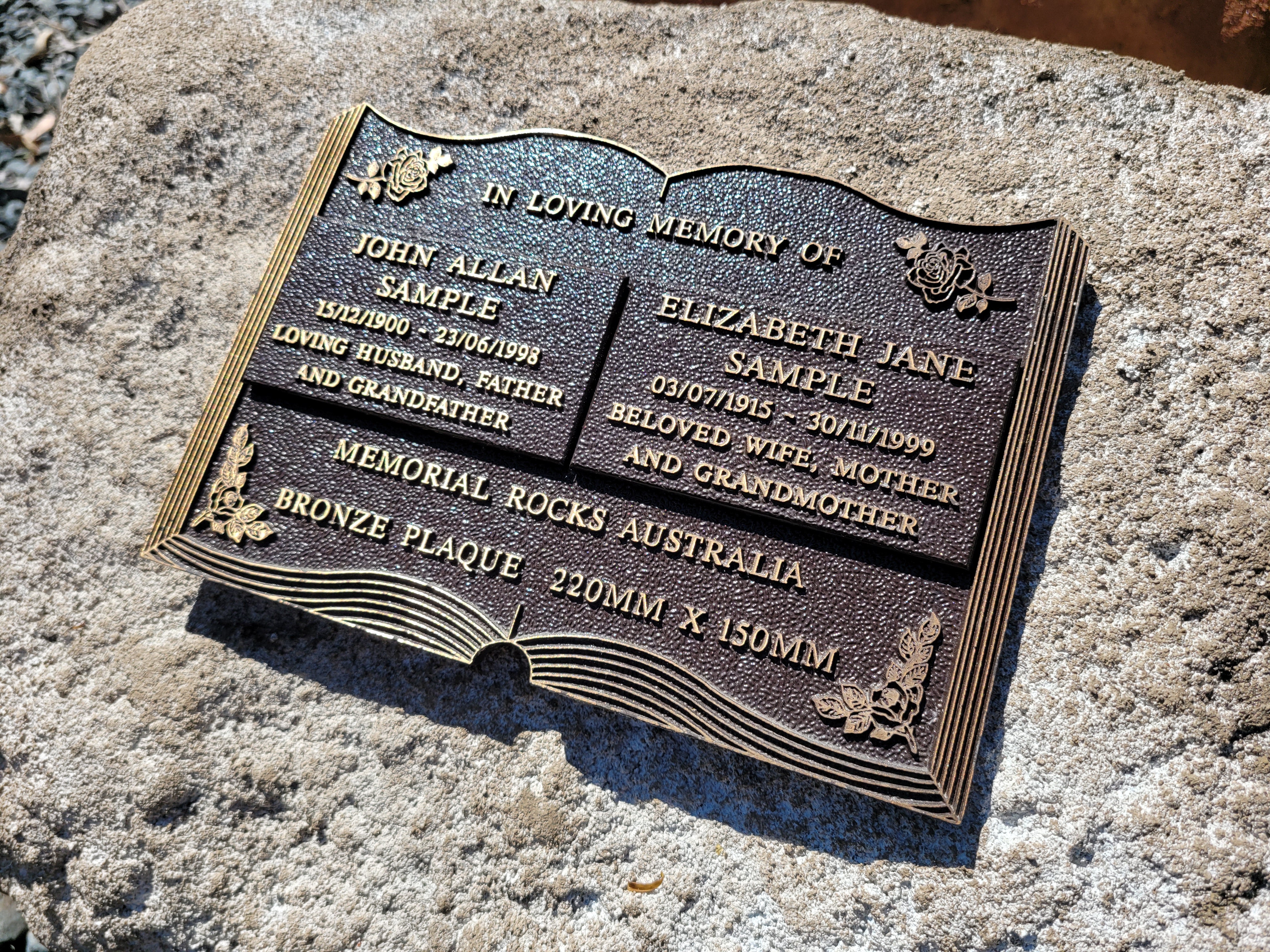 Memorial Rock Urn 1910 Extra-Large  Natural Riversand