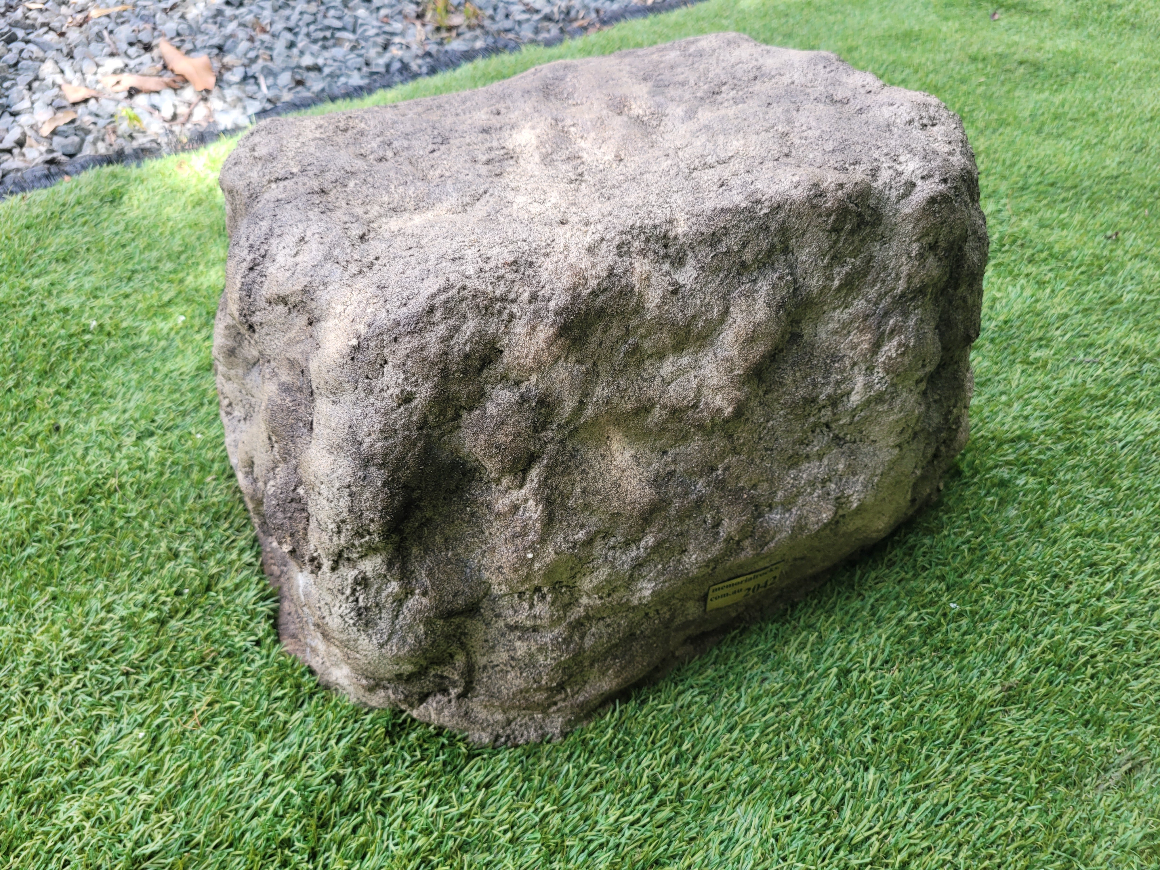 Memorial Rock Urn 2042 Large Double Natural Riversand