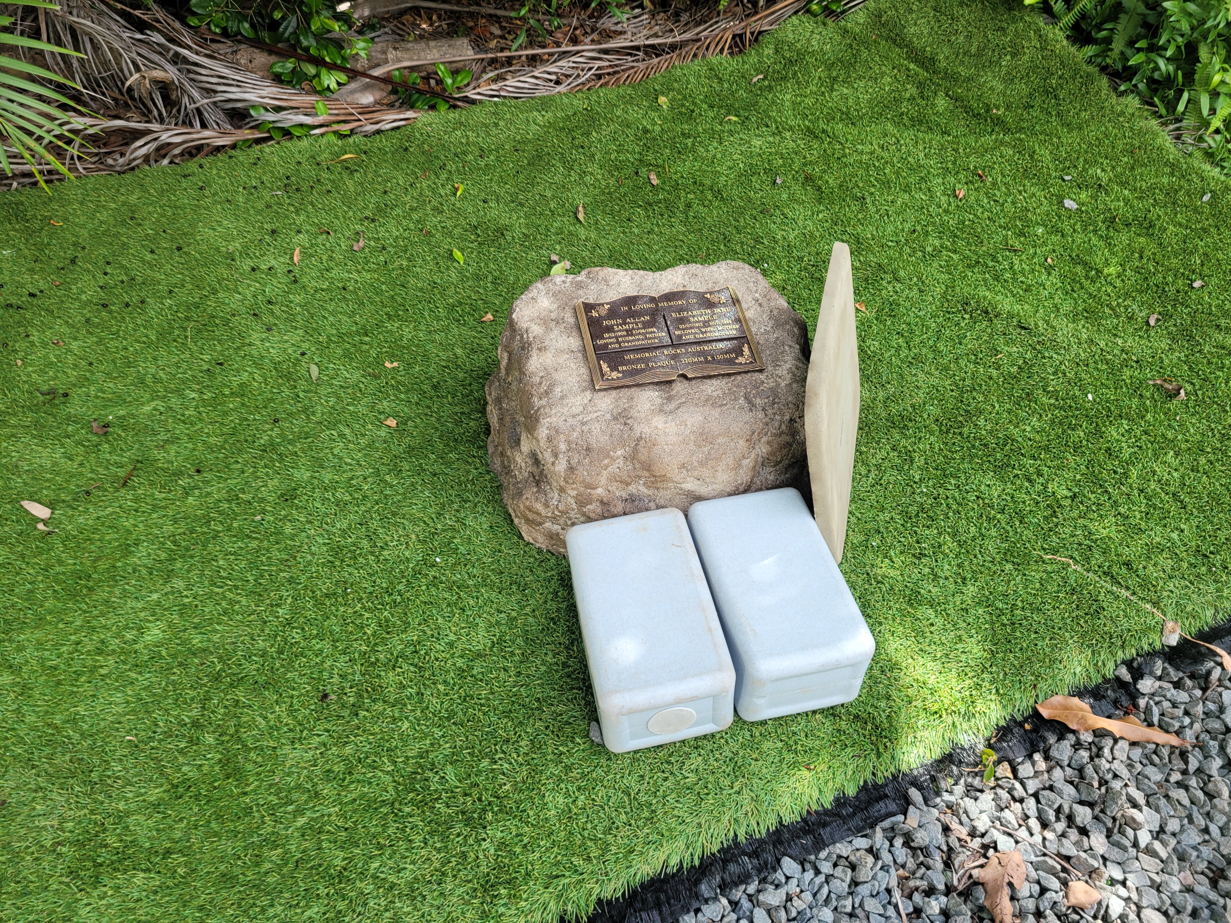 Memorial Rock Urn 2042 Large Double Natural Riversand