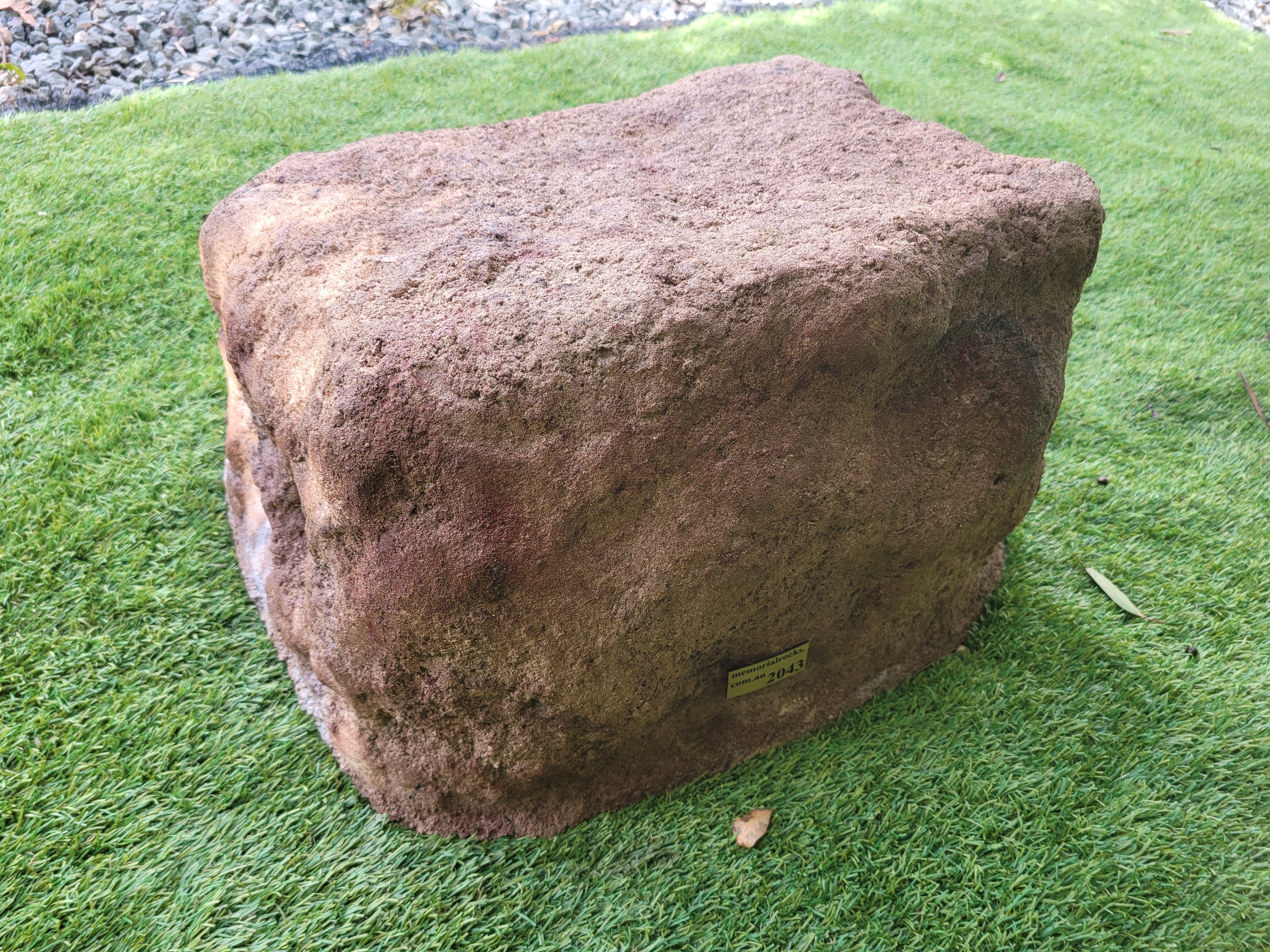 Memorial Rock Urn 2043 Large Double Brown
