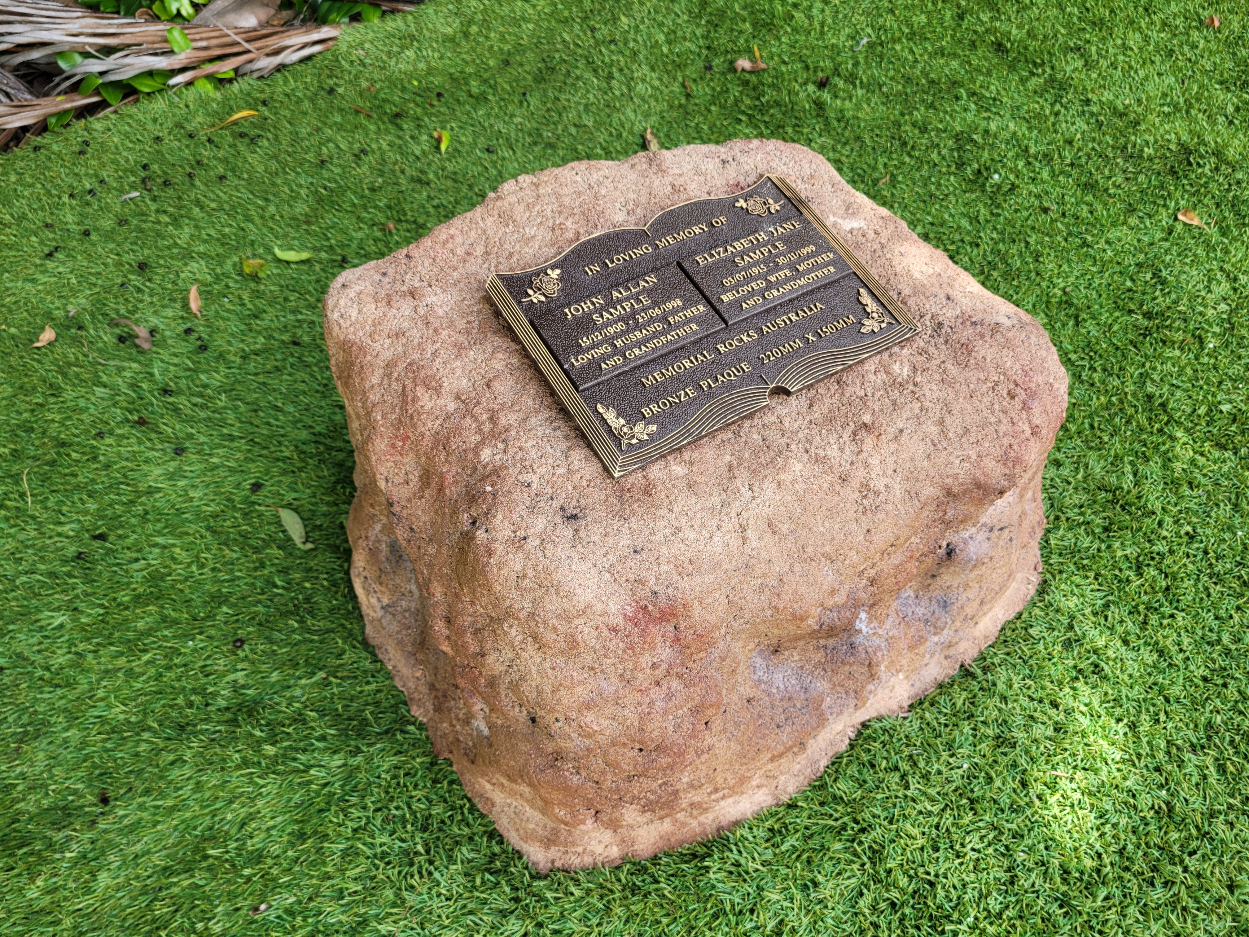 Memorial Rock Urn 2043 Large Double Brown