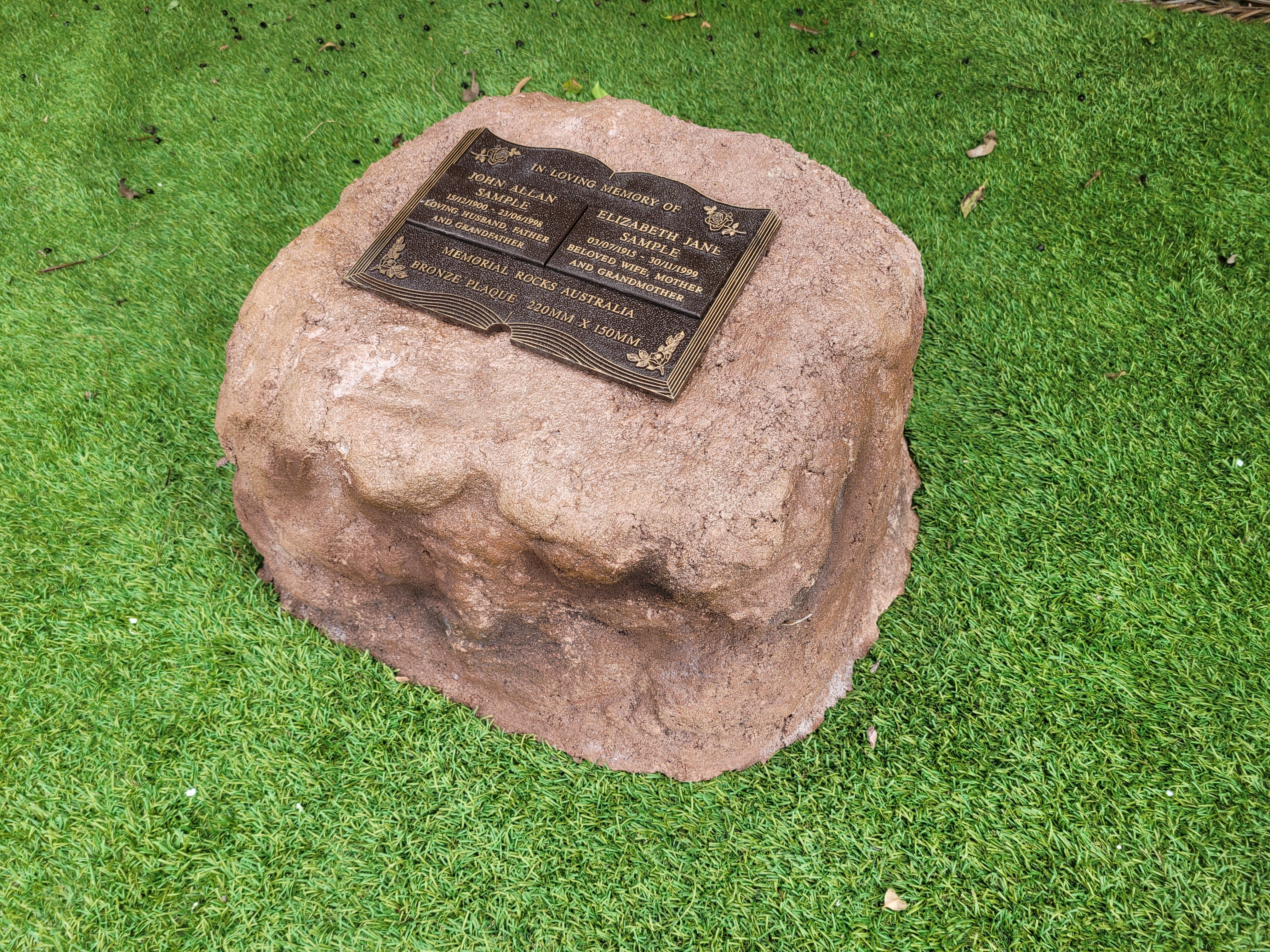 Memorial Rock Urn 2044 Large Double Brown