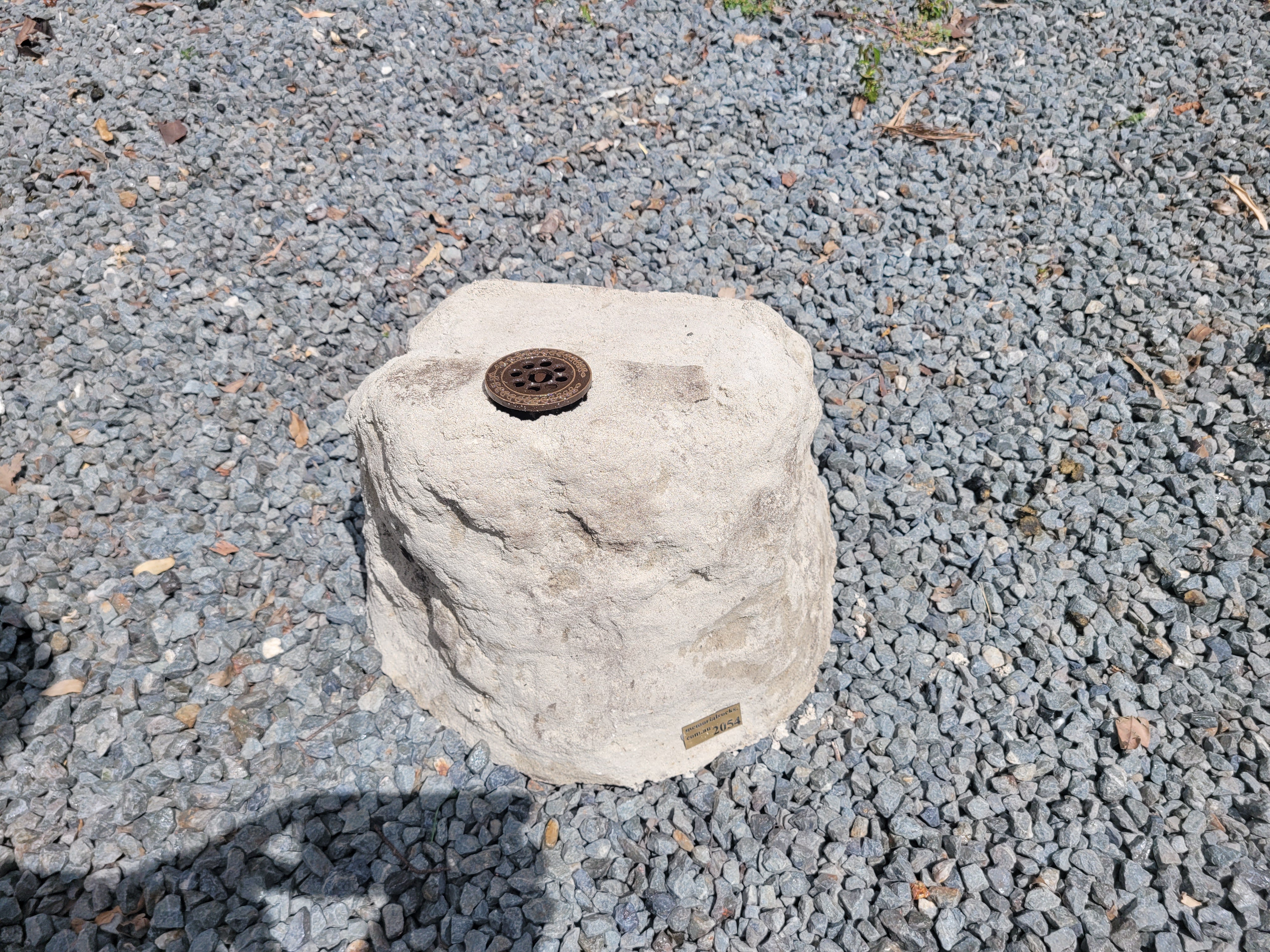 Large Memorial Rock Urn with Vase. 2054 Novelty