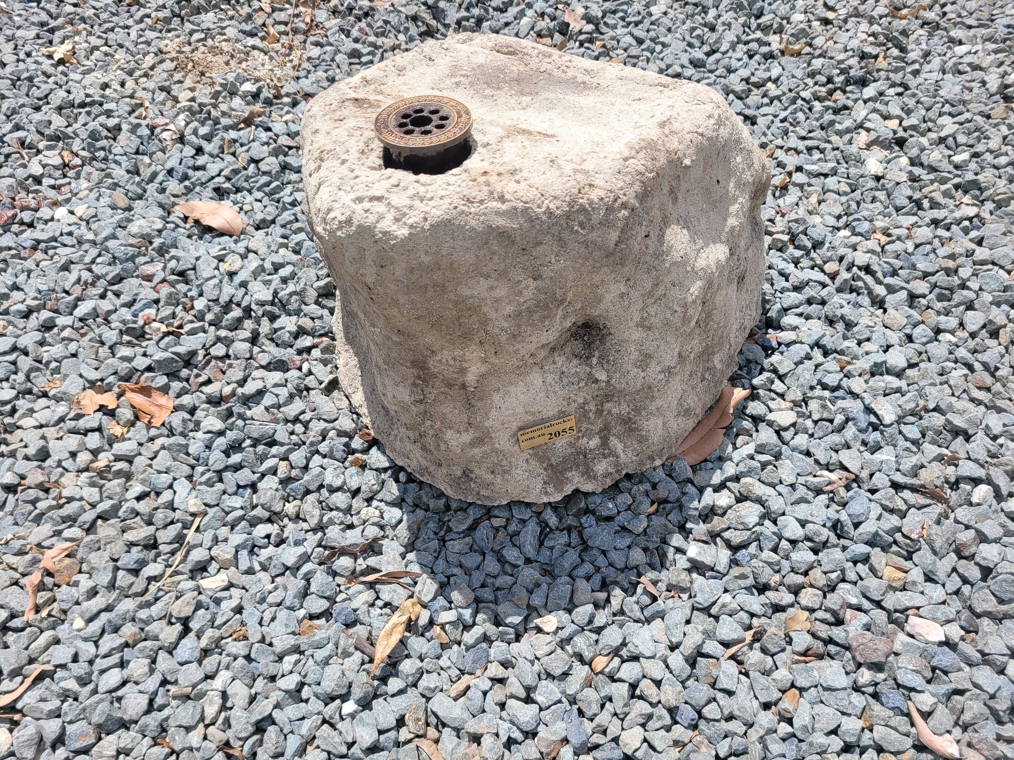 Large Memorial Rock Urn with Vase. 2055 Novelty