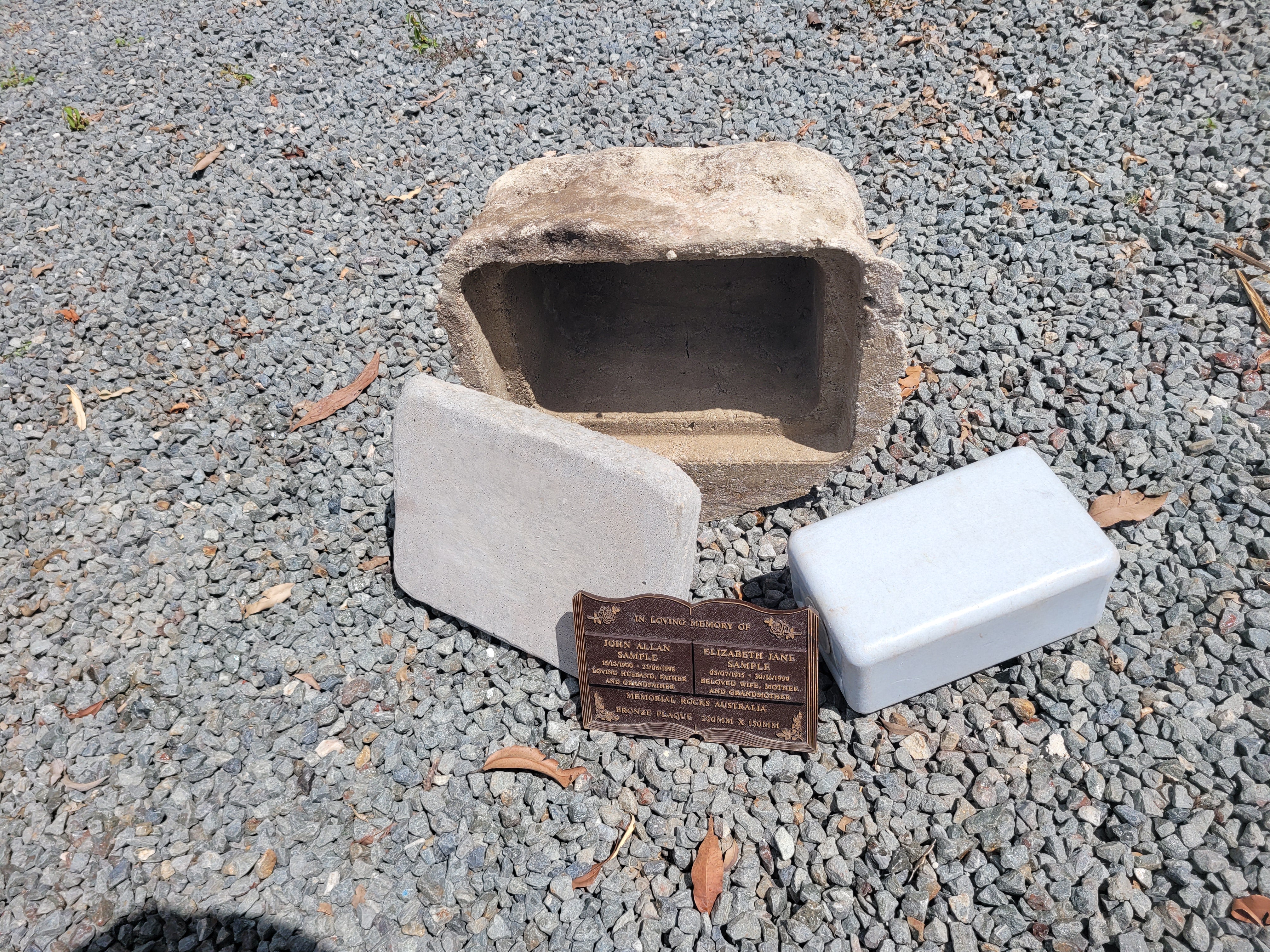 Large Memorial Rock Urn with Vase. 2055 Novelty