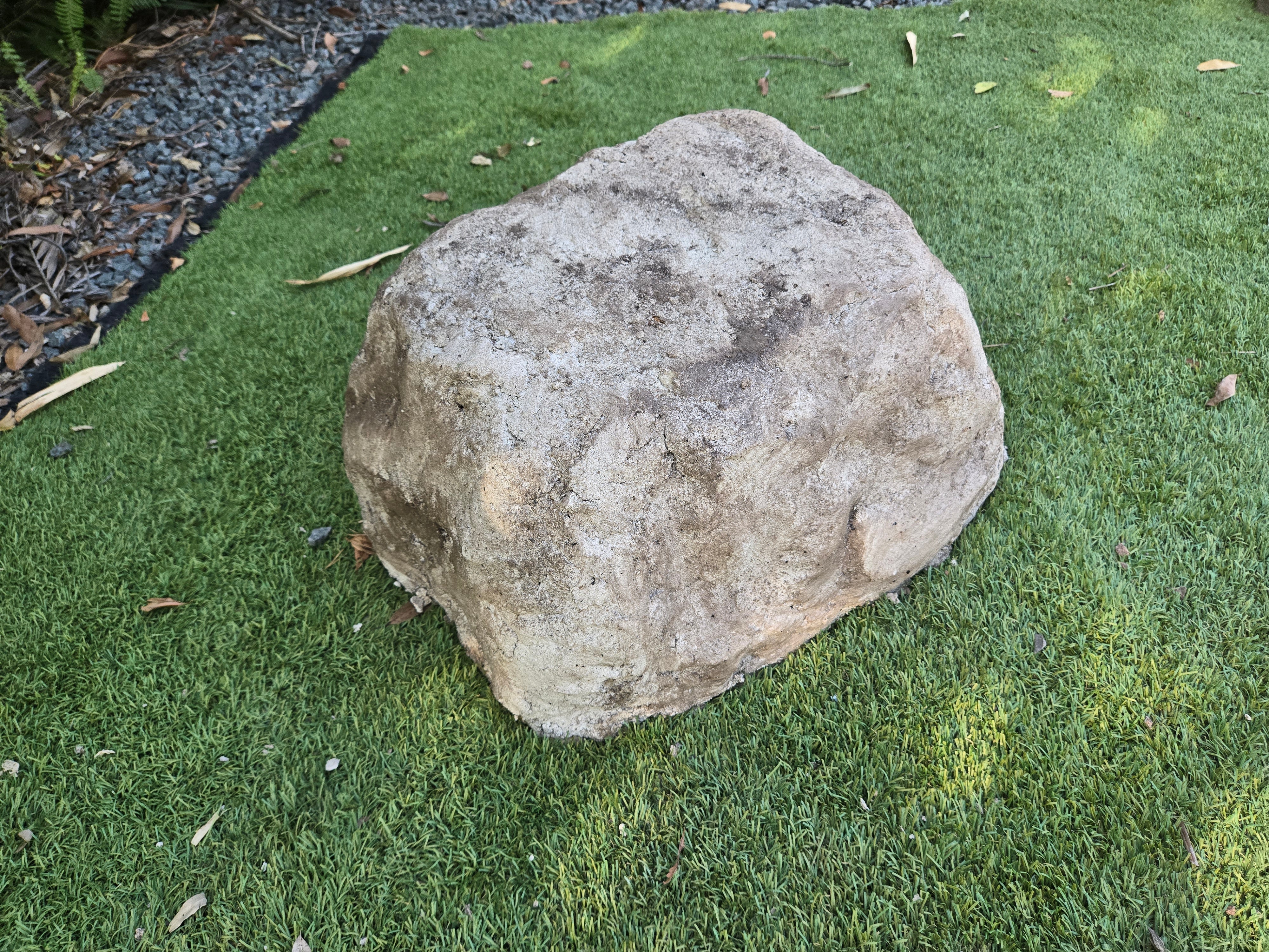 Memorial Rock Urn 2203 Large Double Natural Riversand