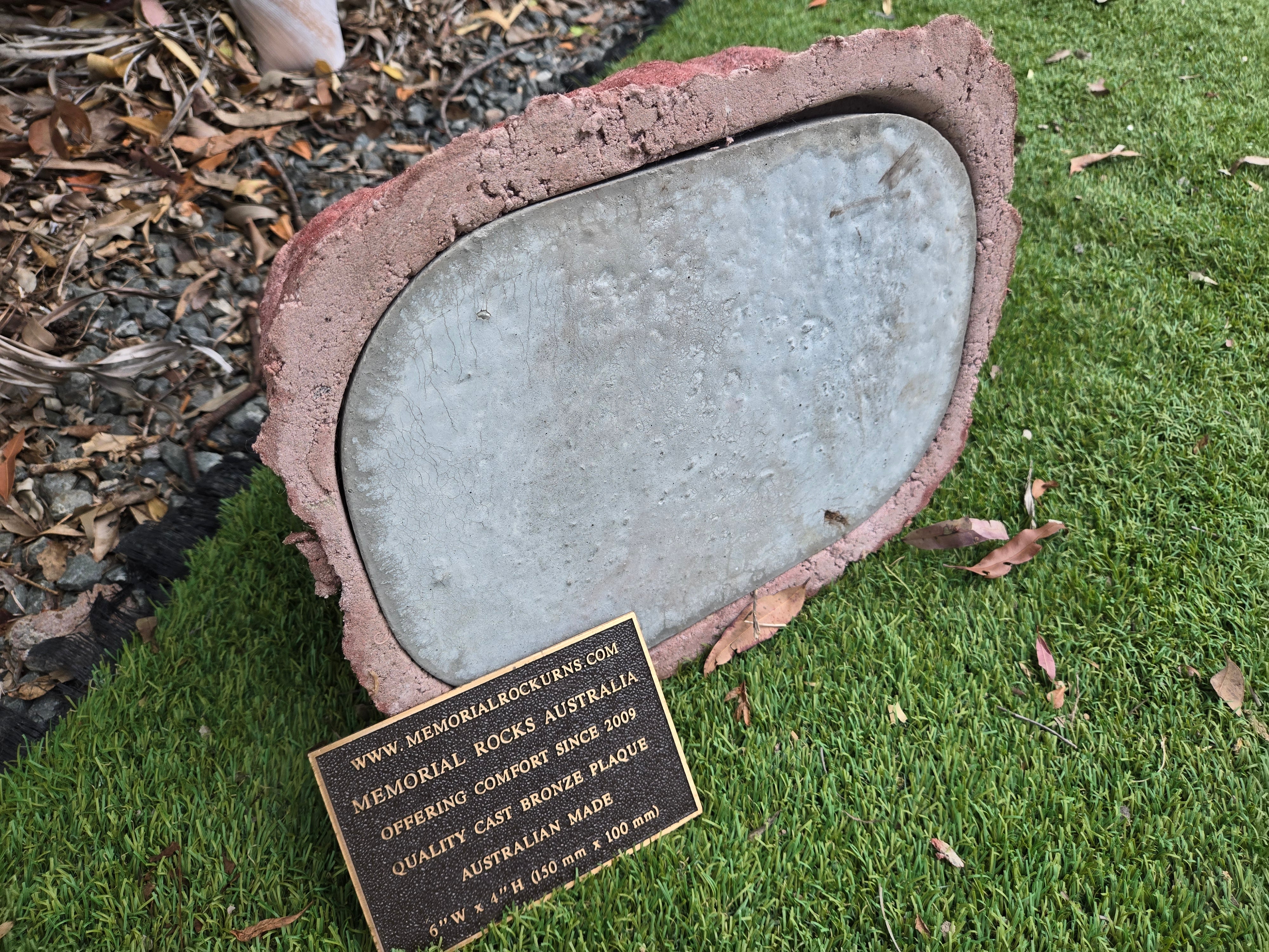 Memorial Rock Urn 2223 Medium Red
