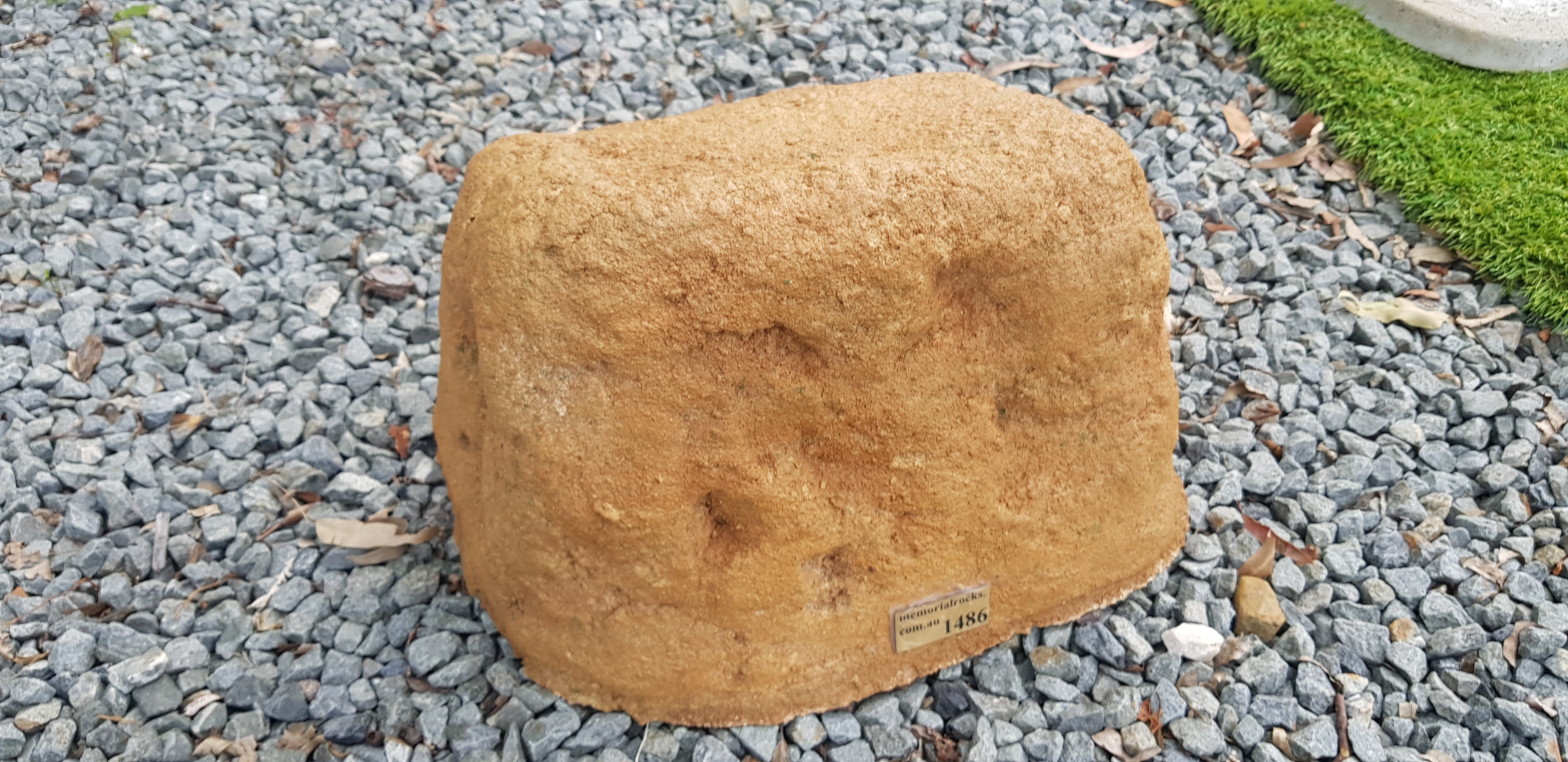 Discounted Memorial Rock Urn 1486 Medium Sandstone