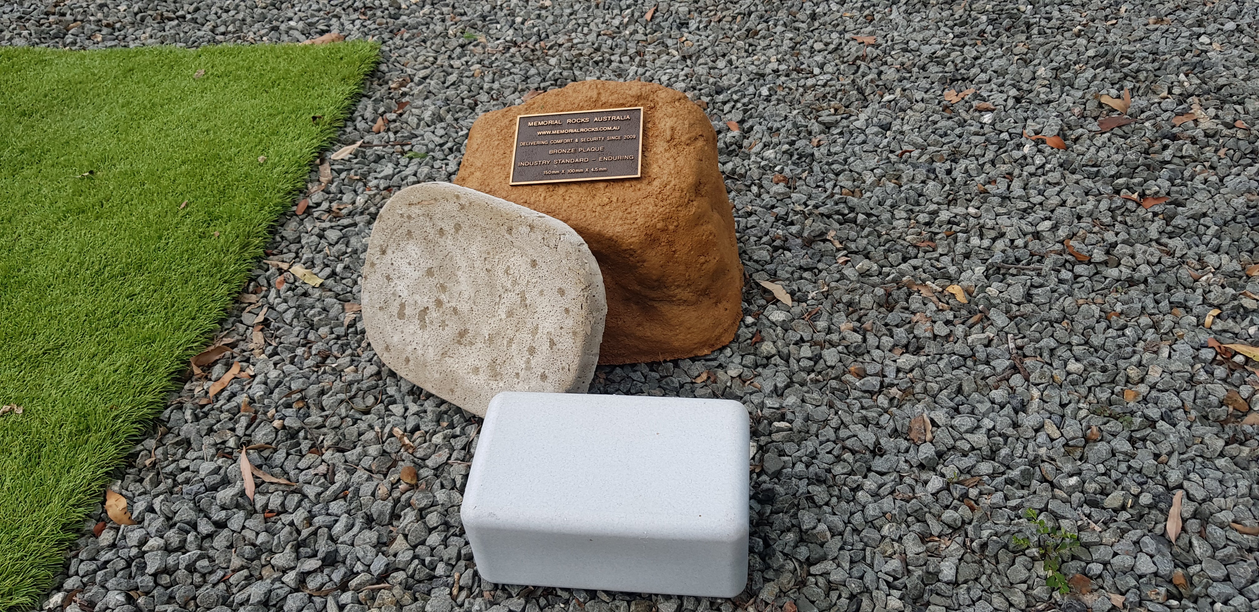 Discounted Memorial Rock Urn 1486 Medium Sandstone