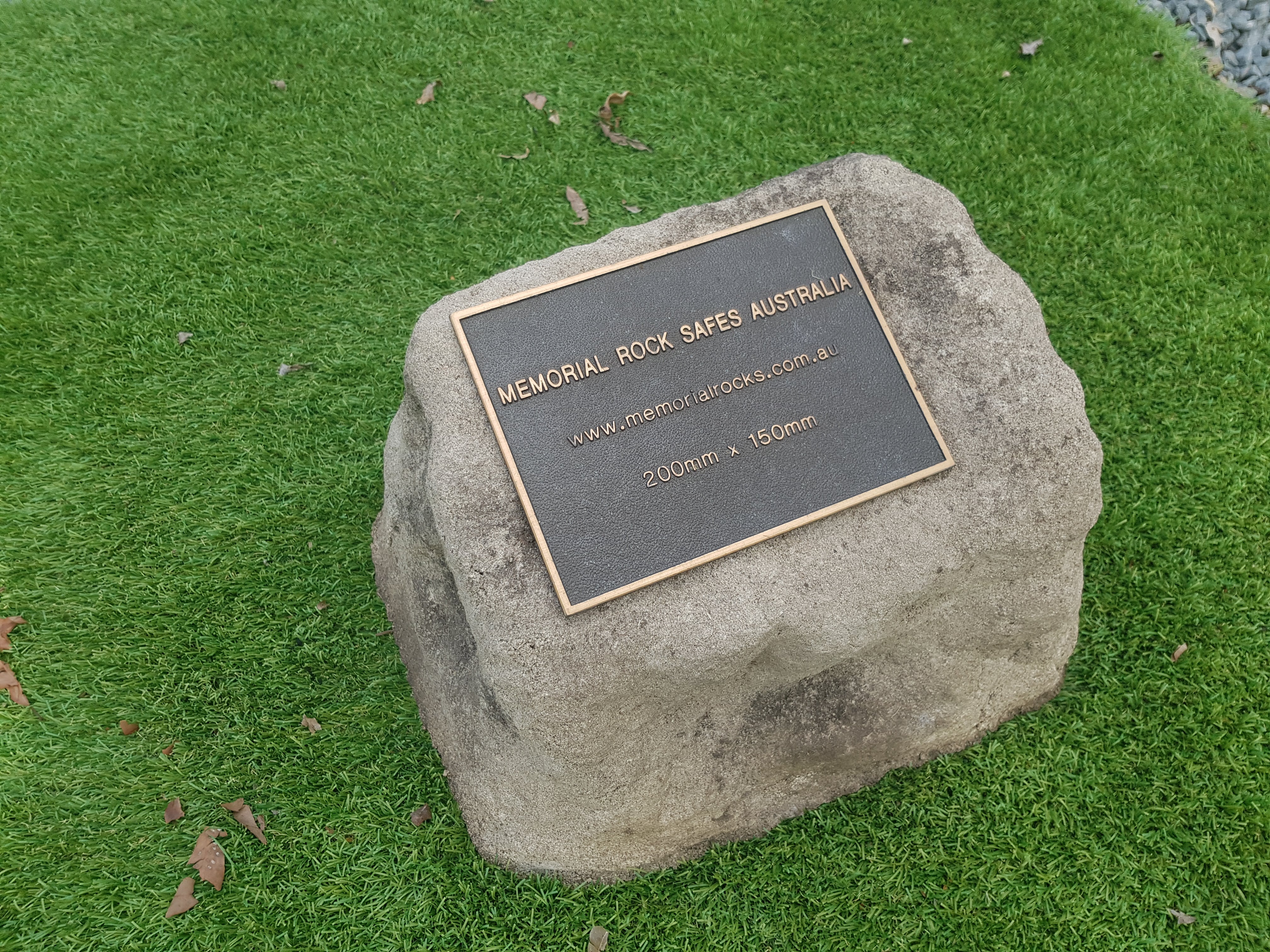 Memorial Rock Urn 1602 Large Single Natural Riversand