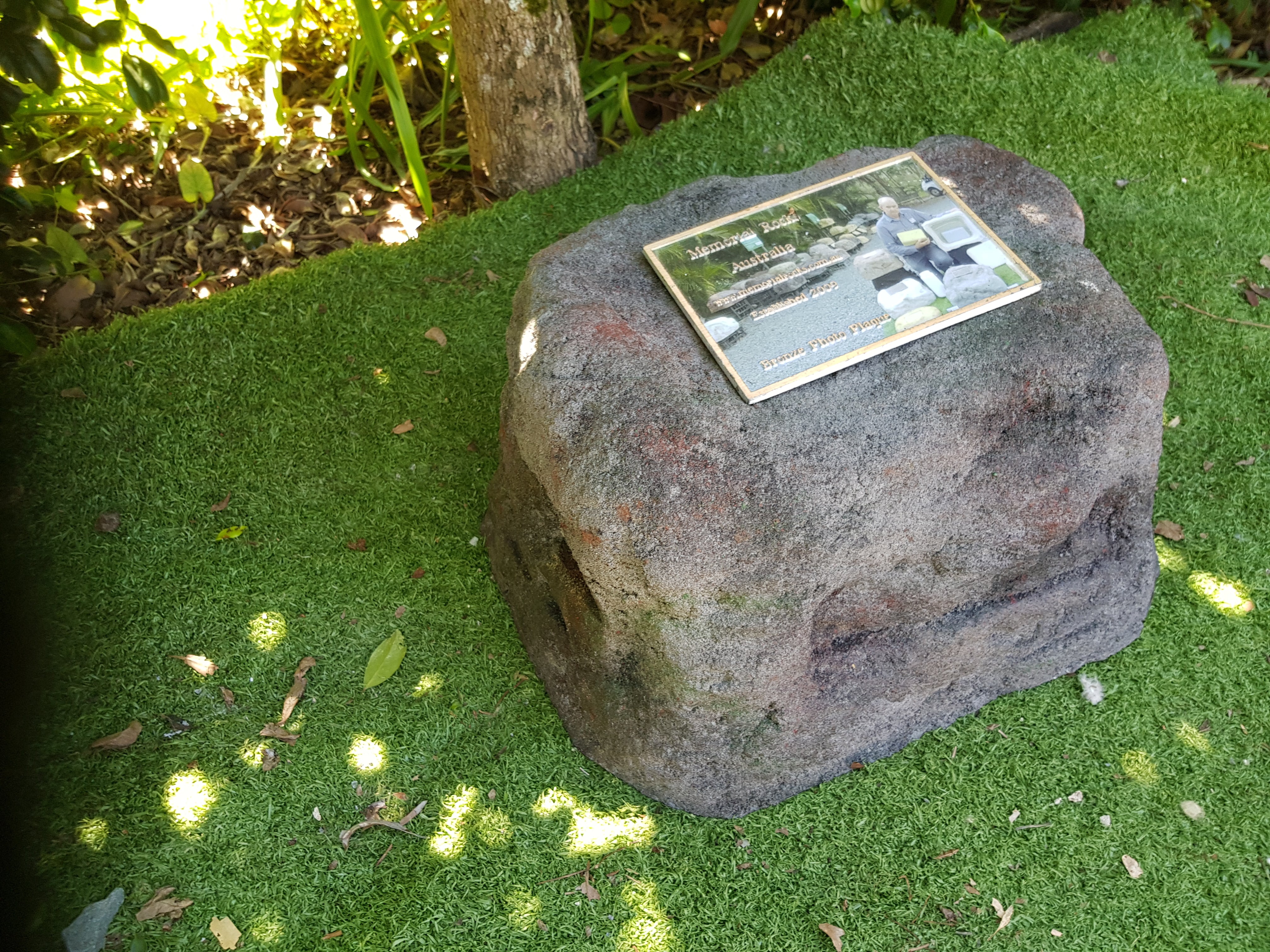 Memorial Rock Urn 1634  Large Black